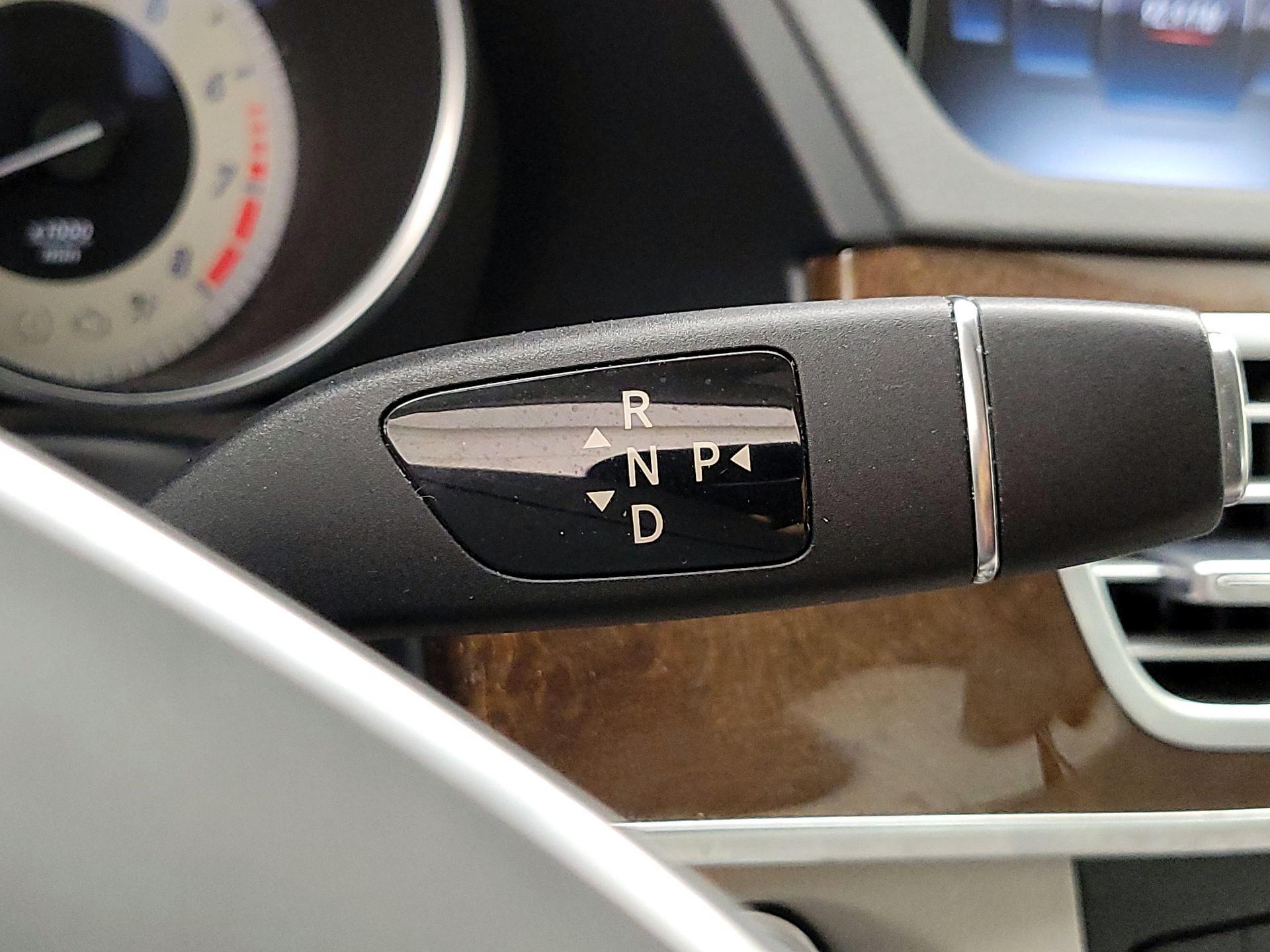 Thumbnail: 2016 Mercedes-Benz E-Class - 17