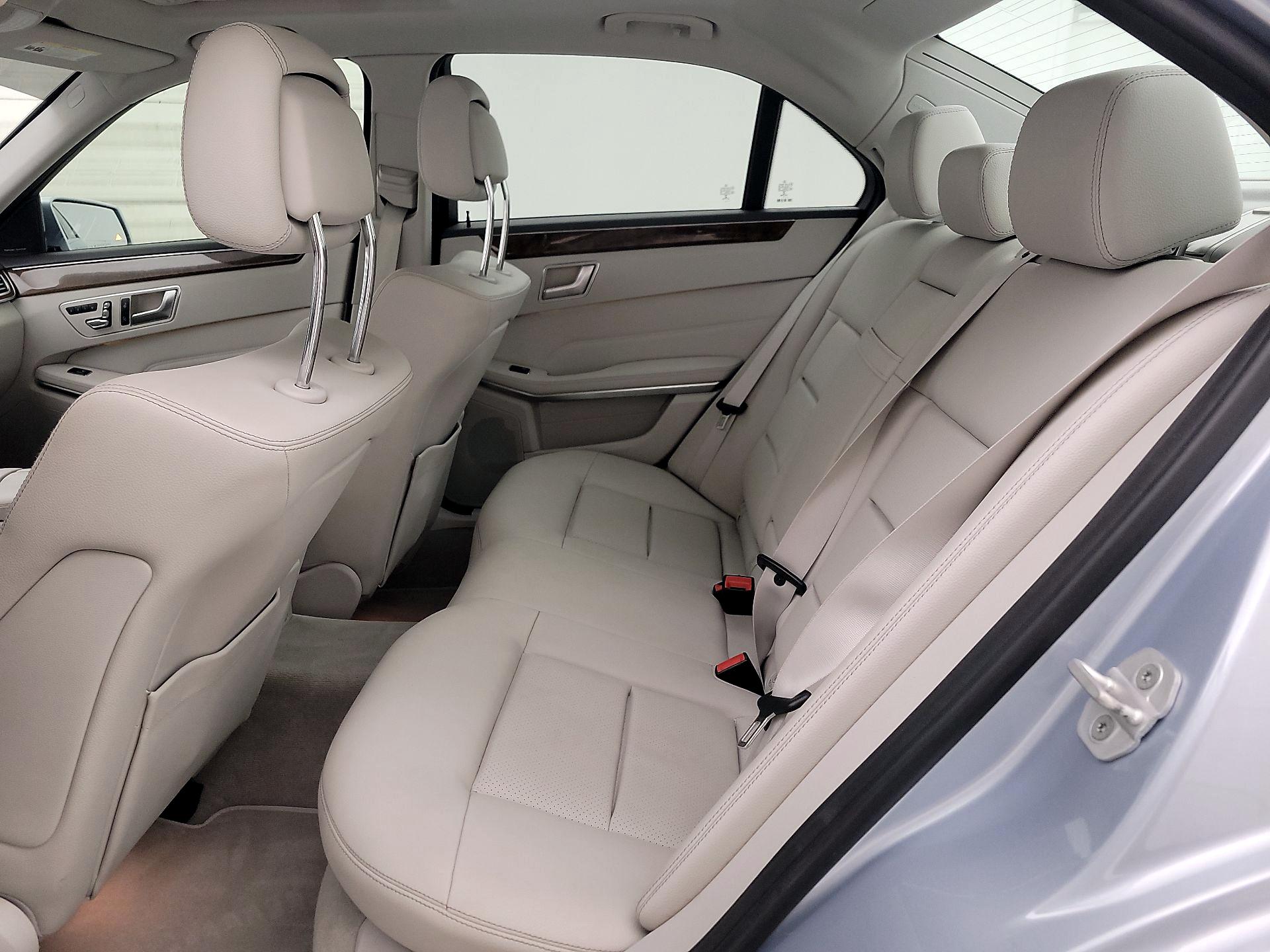 Thumbnail: 2016 Mercedes-Benz E-Class - 19