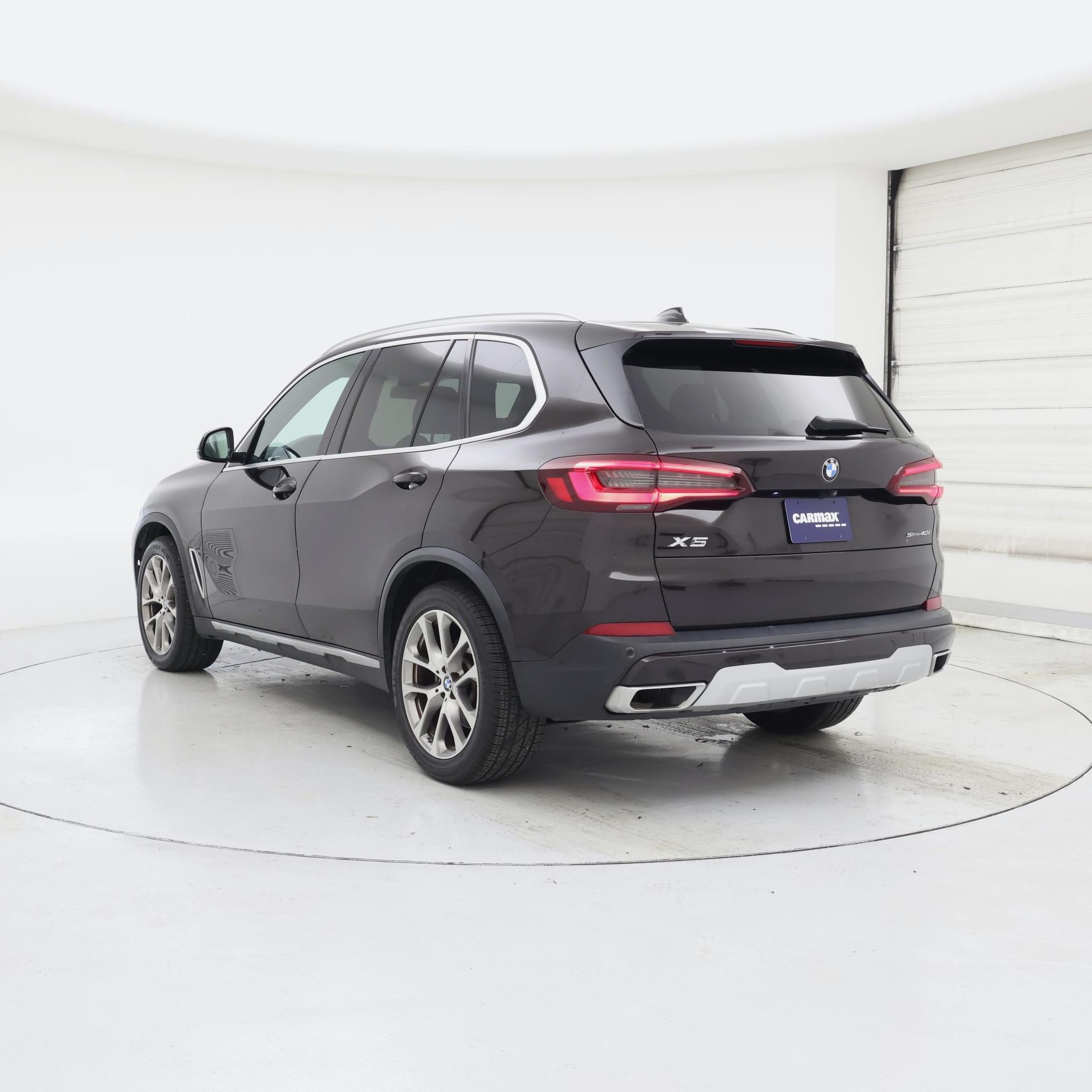 Thumbnail: 2021 BMW X5 - 2