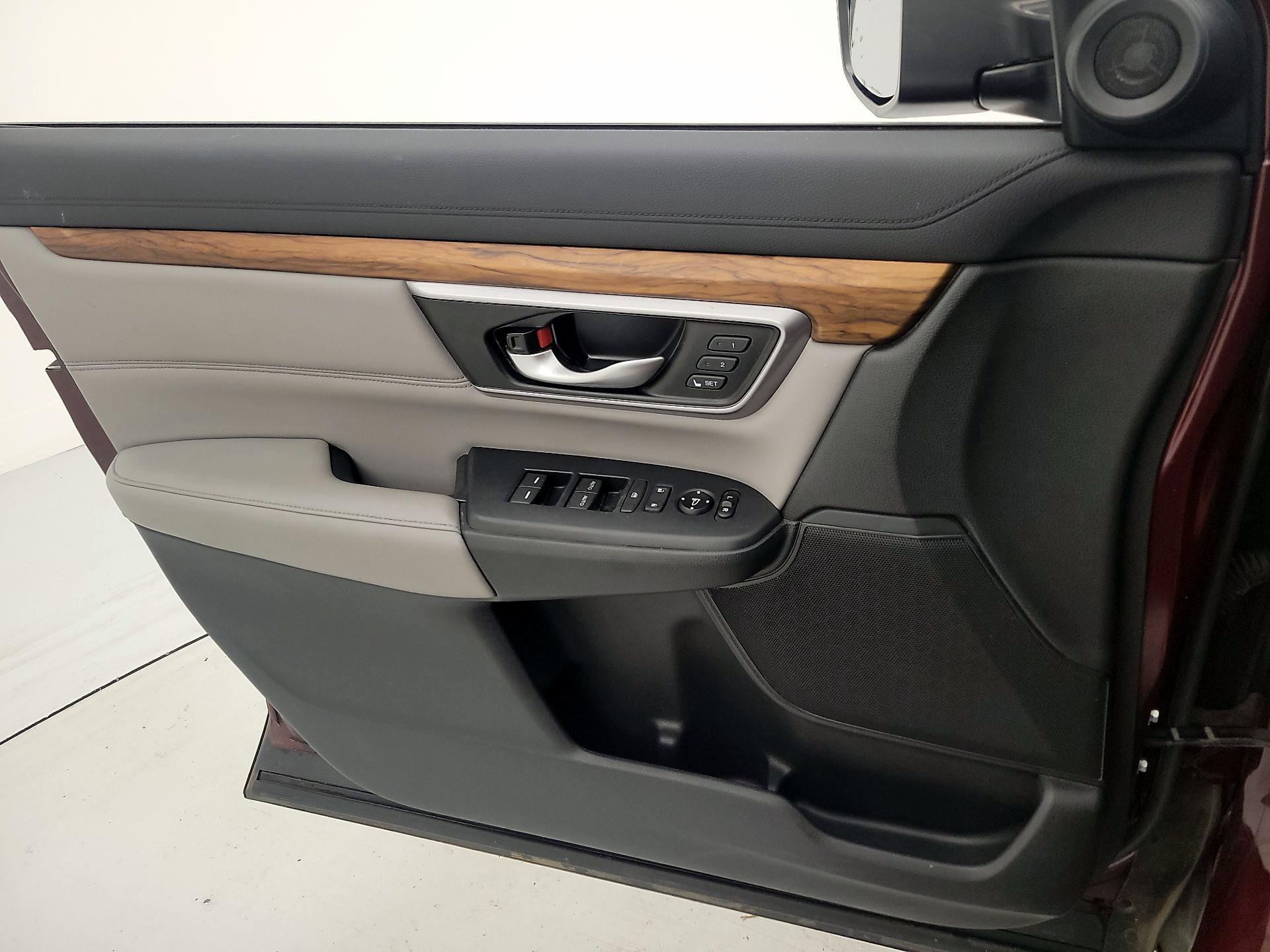 Thumbnail: 2017 Honda CR-V - 12
