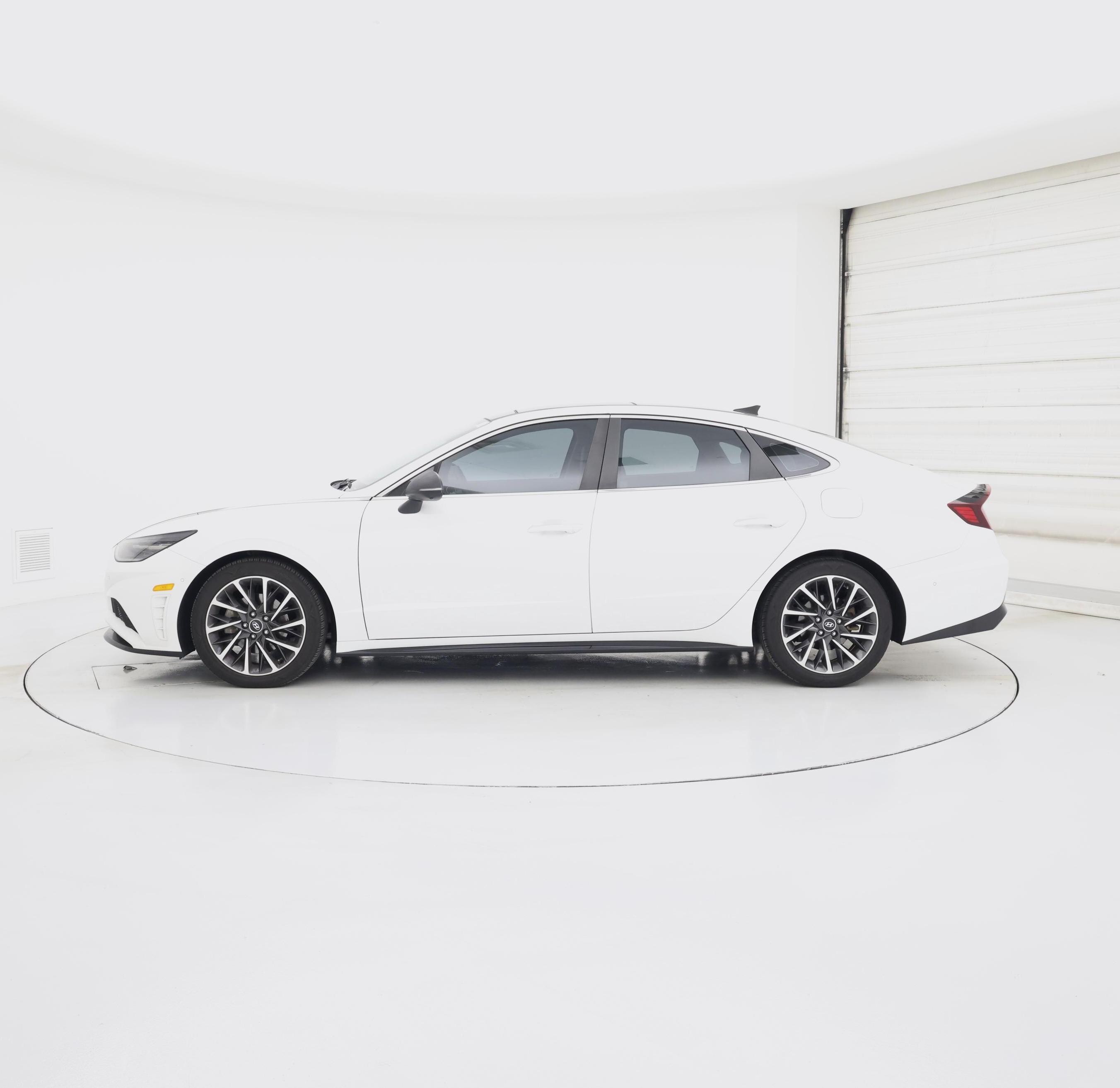 Thumbnail: 2021 Hyundai Sonata - 3