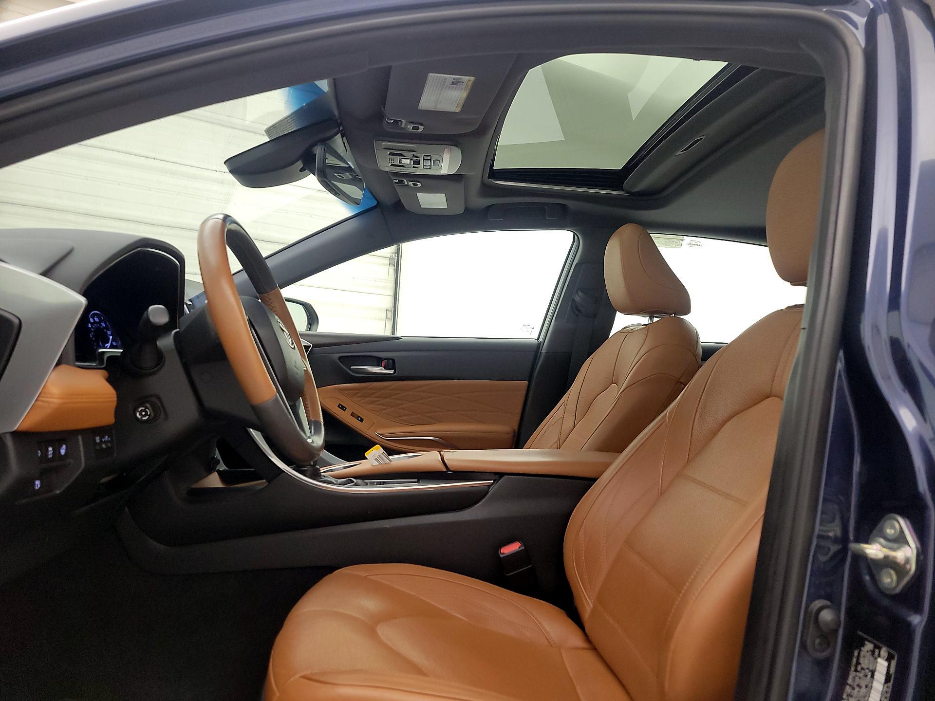 Thumbnail: 2019 Toyota Avalon - 20