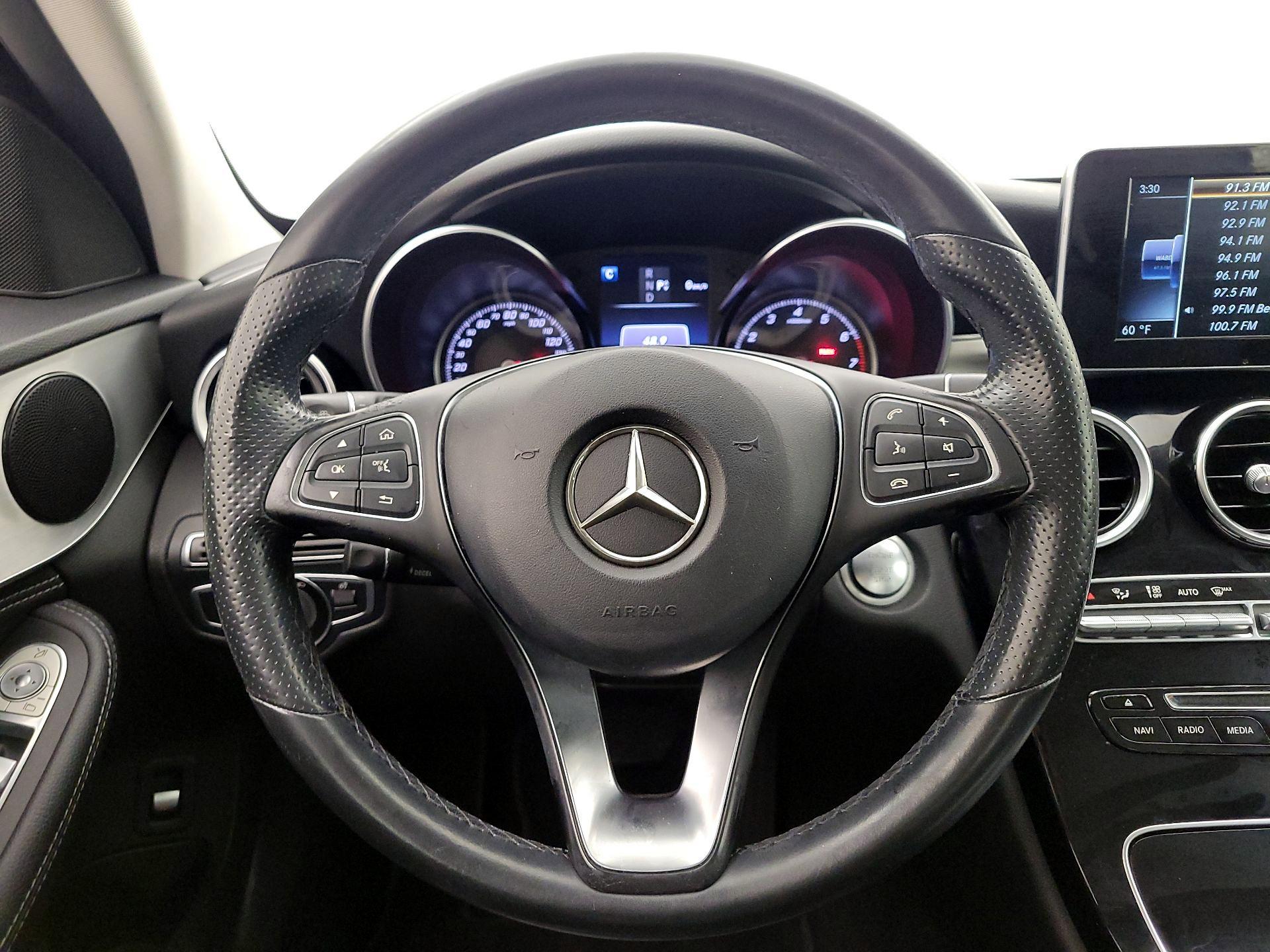 Thumbnail: 2016 Mercedes-Benz C-Class - 10