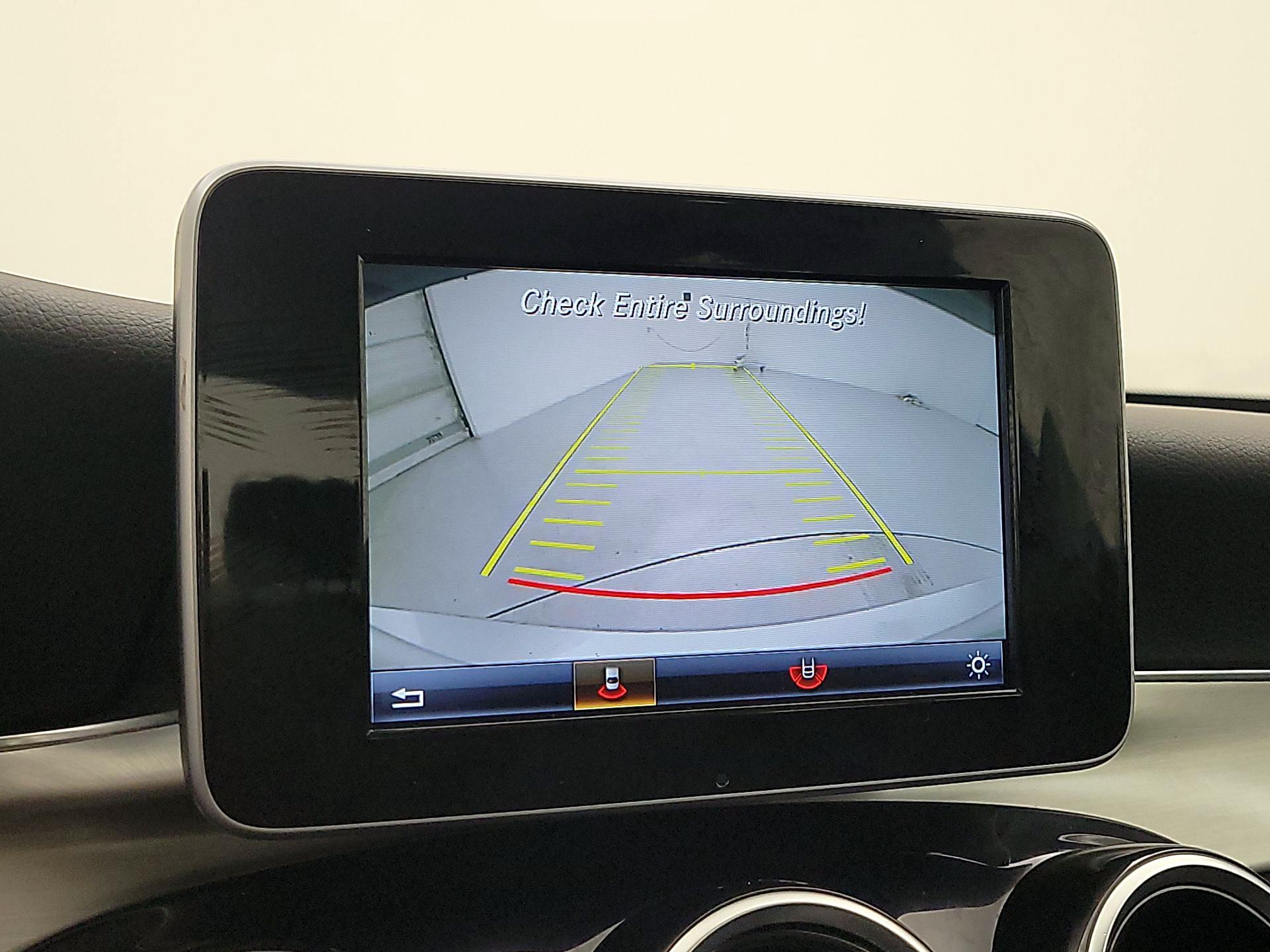 Thumbnail: 2016 Mercedes-Benz C-Class - 14