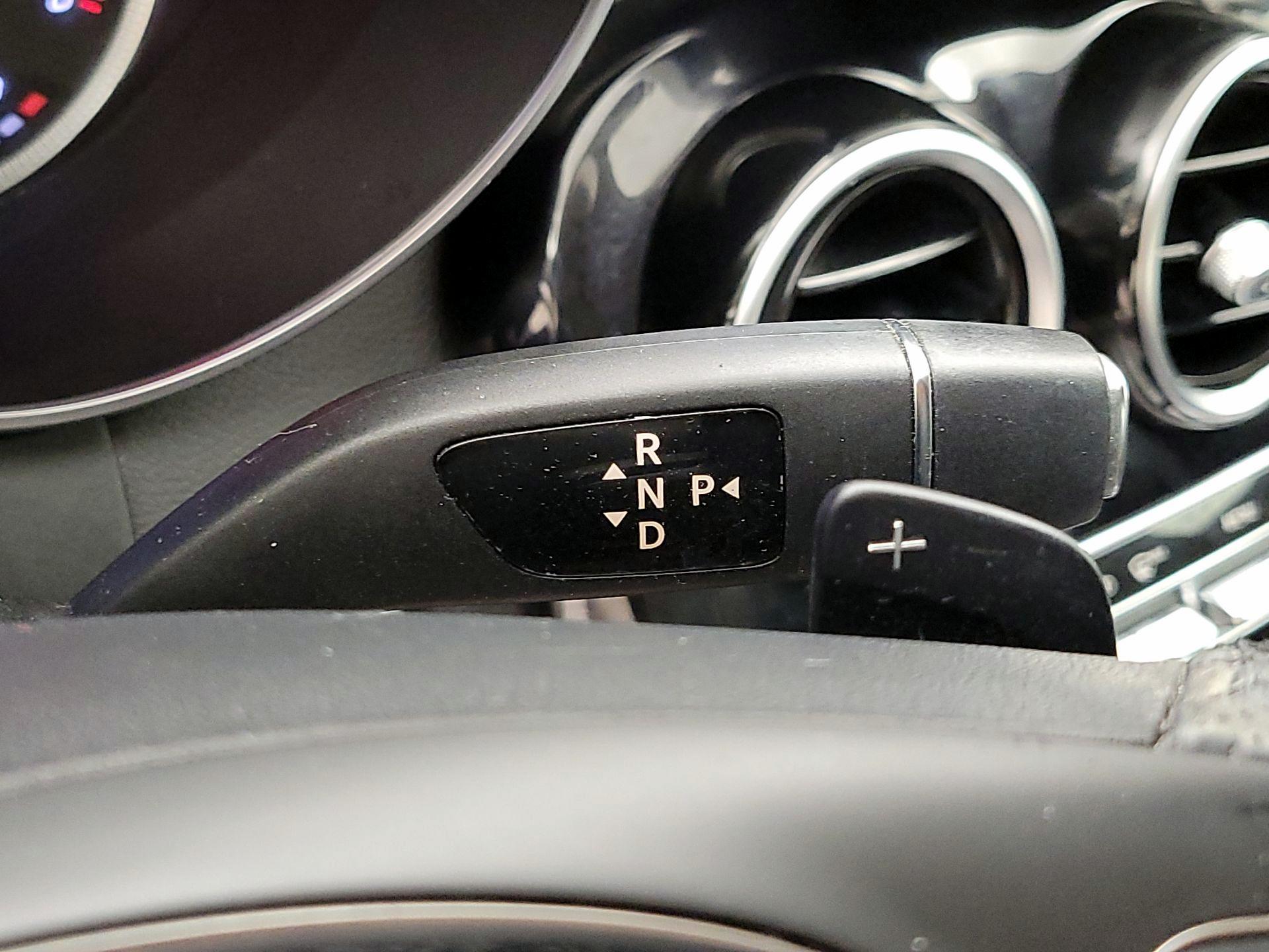 Thumbnail: 2016 Mercedes-Benz C-Class - 17