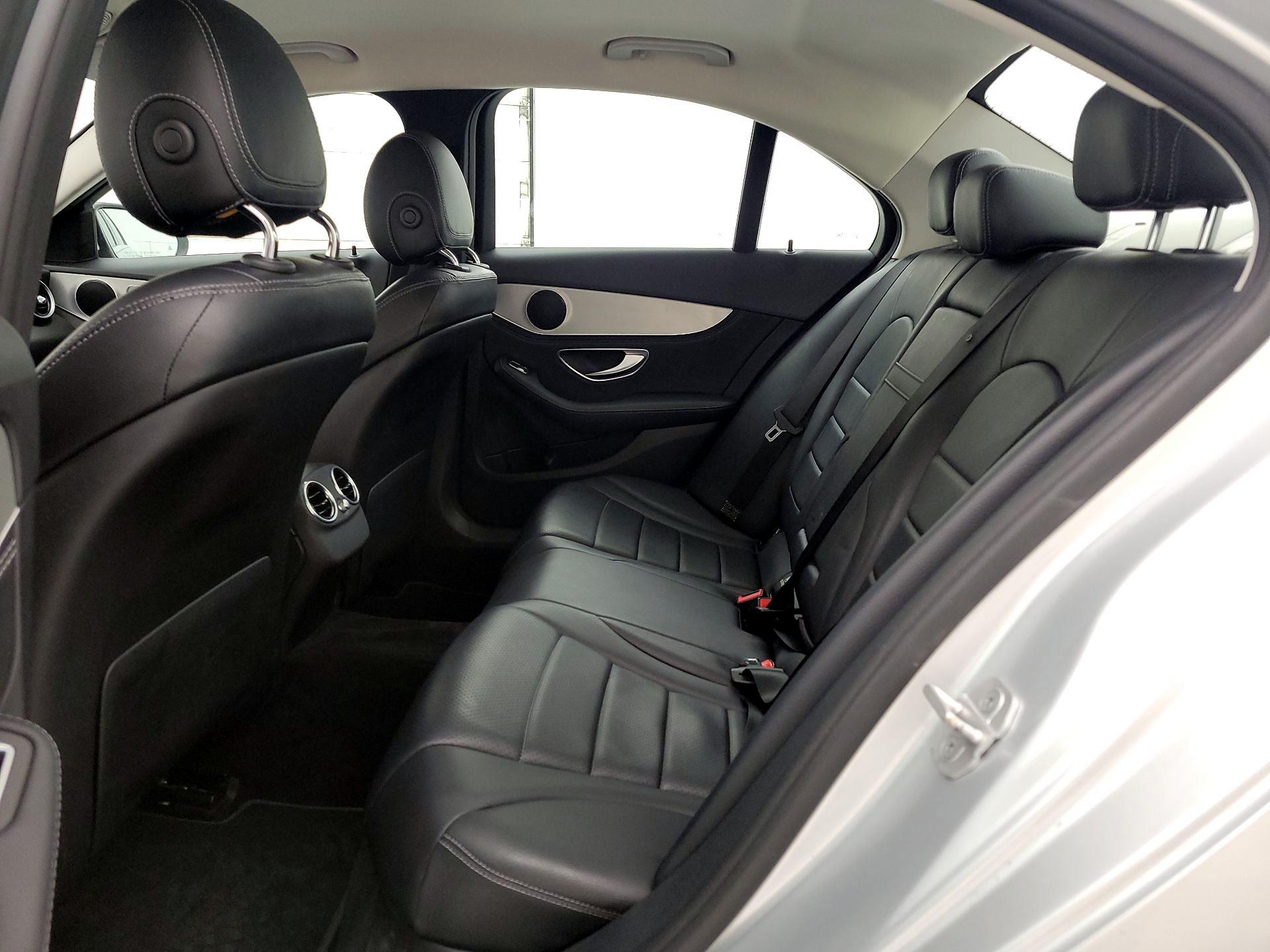 Thumbnail: 2016 Mercedes-Benz C-Class - 19