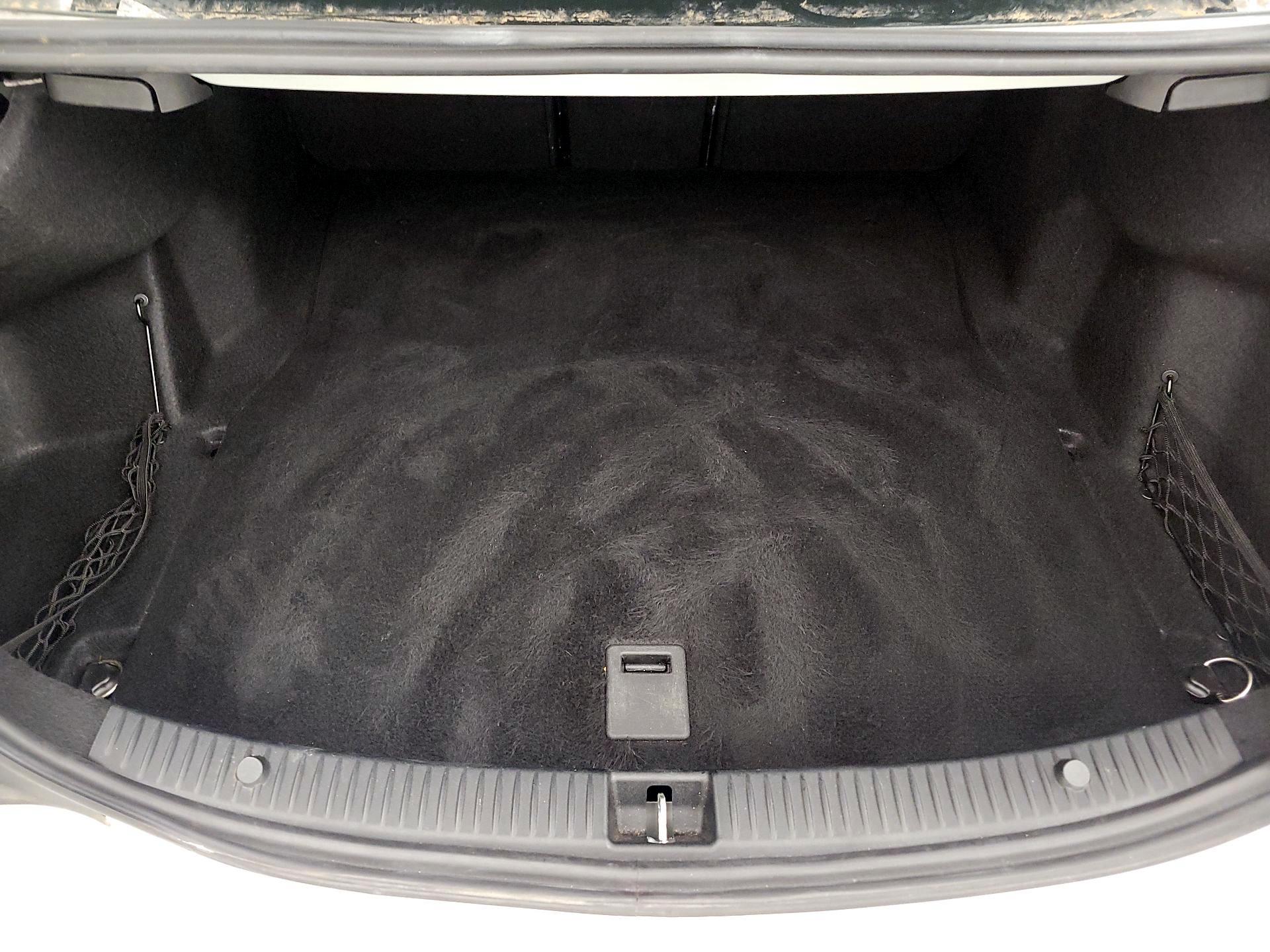 Thumbnail: 2016 Mercedes-Benz C-Class - 20