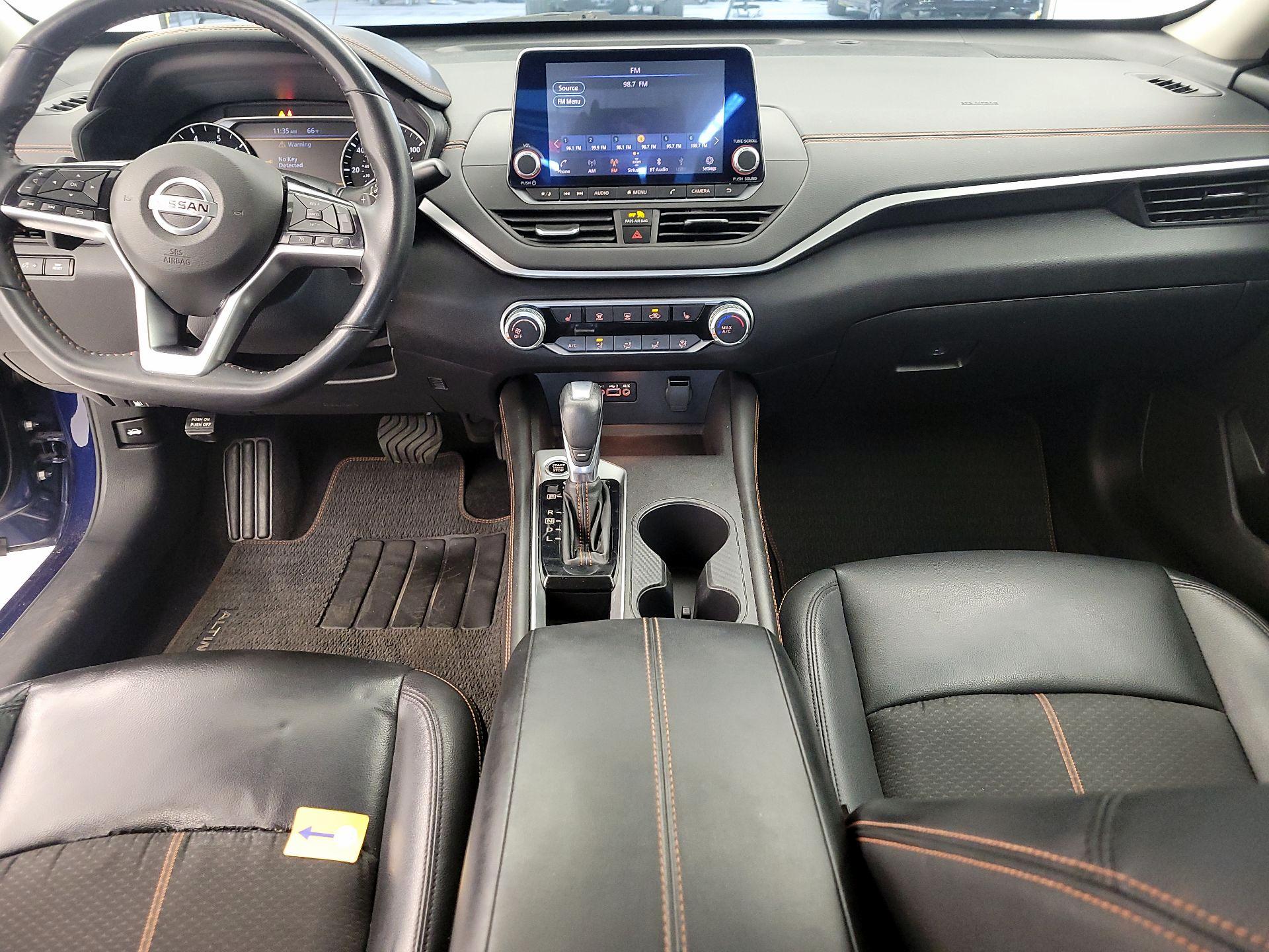 Thumbnail: 2021 Nissan Altima - 9