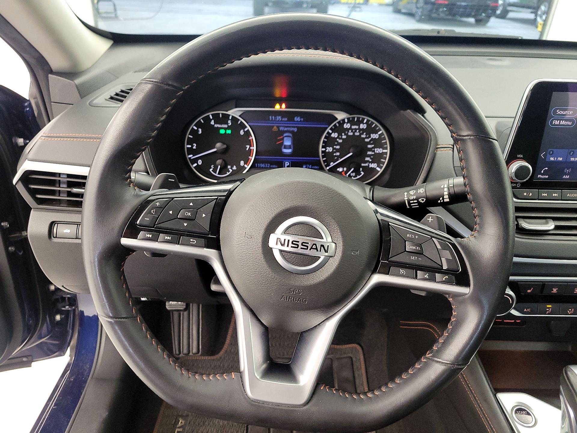 Thumbnail: 2021 Nissan Altima - 10