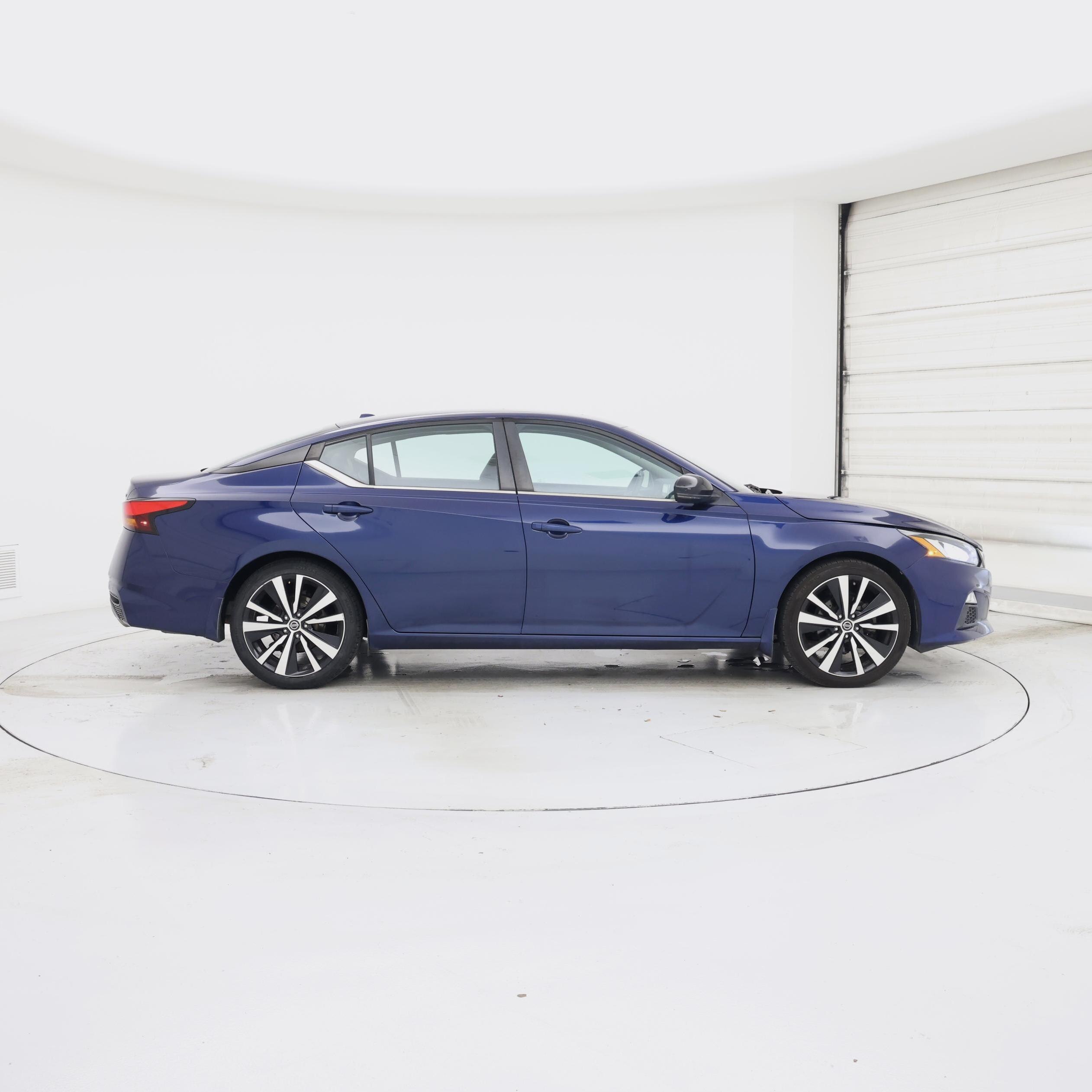 Thumbnail: 2021 Nissan Altima - 7