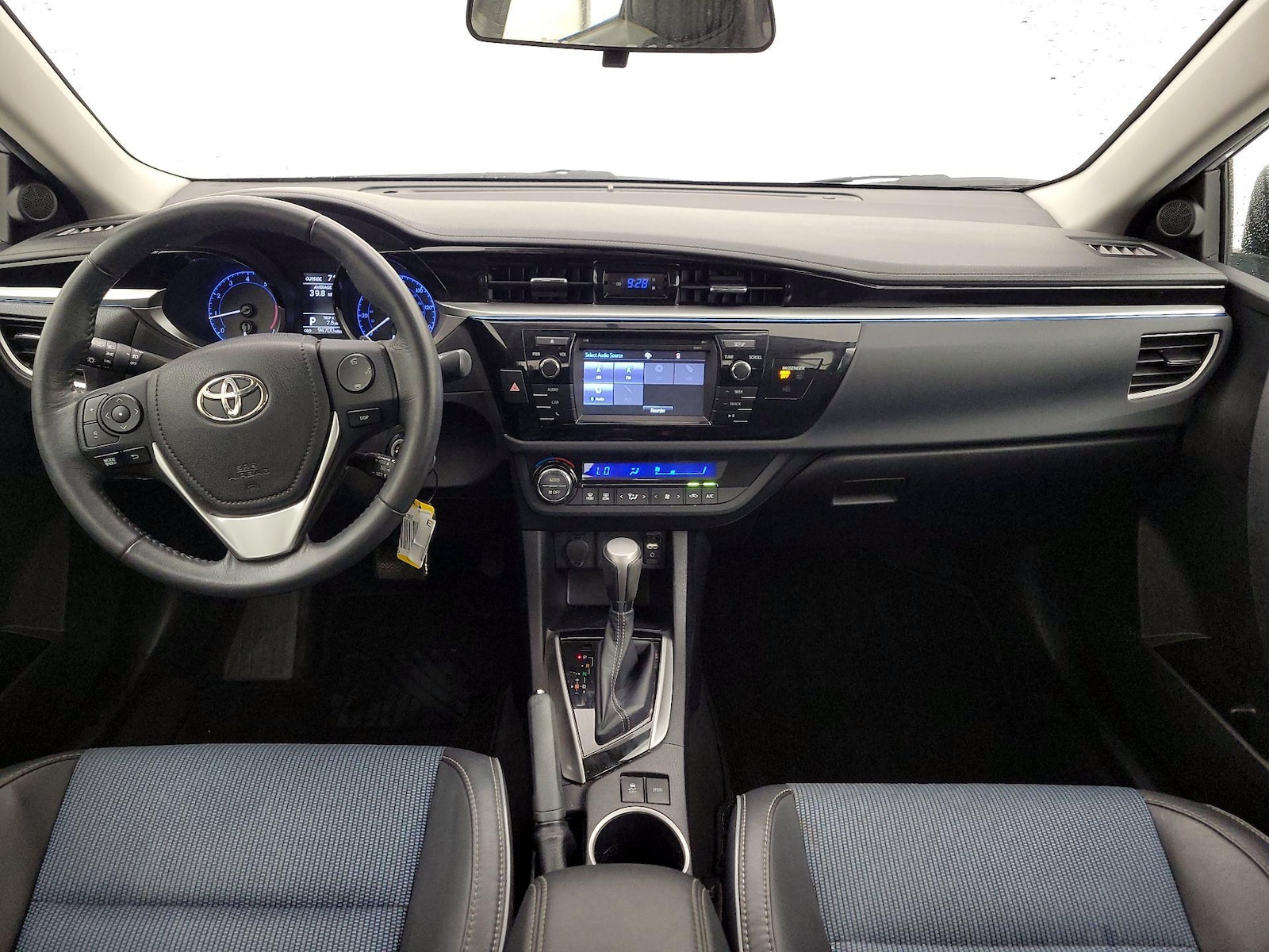 2016 Toyota Corolla S - Photo 10