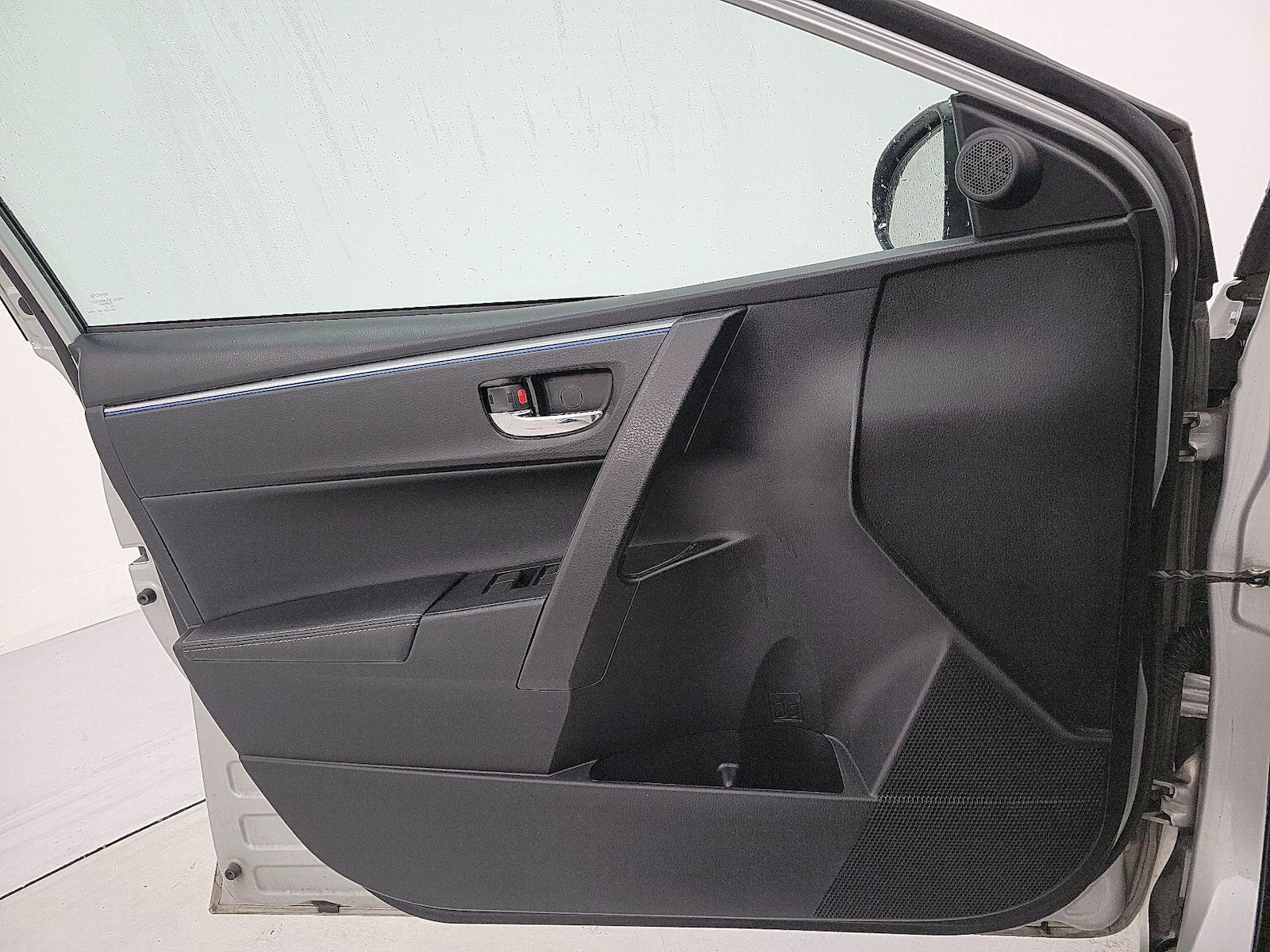 2016 Toyota Corolla S - Photo 13