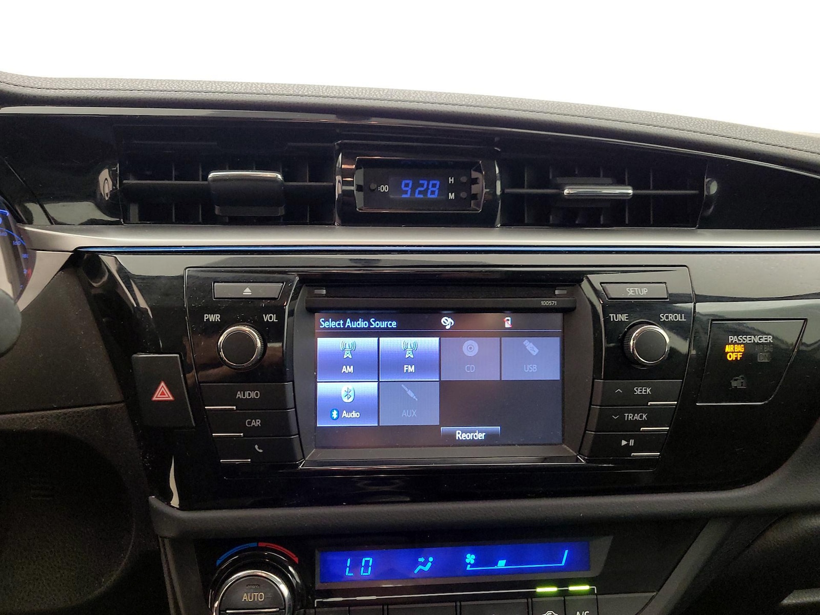 2016 Toyota Corolla S - Photo 16