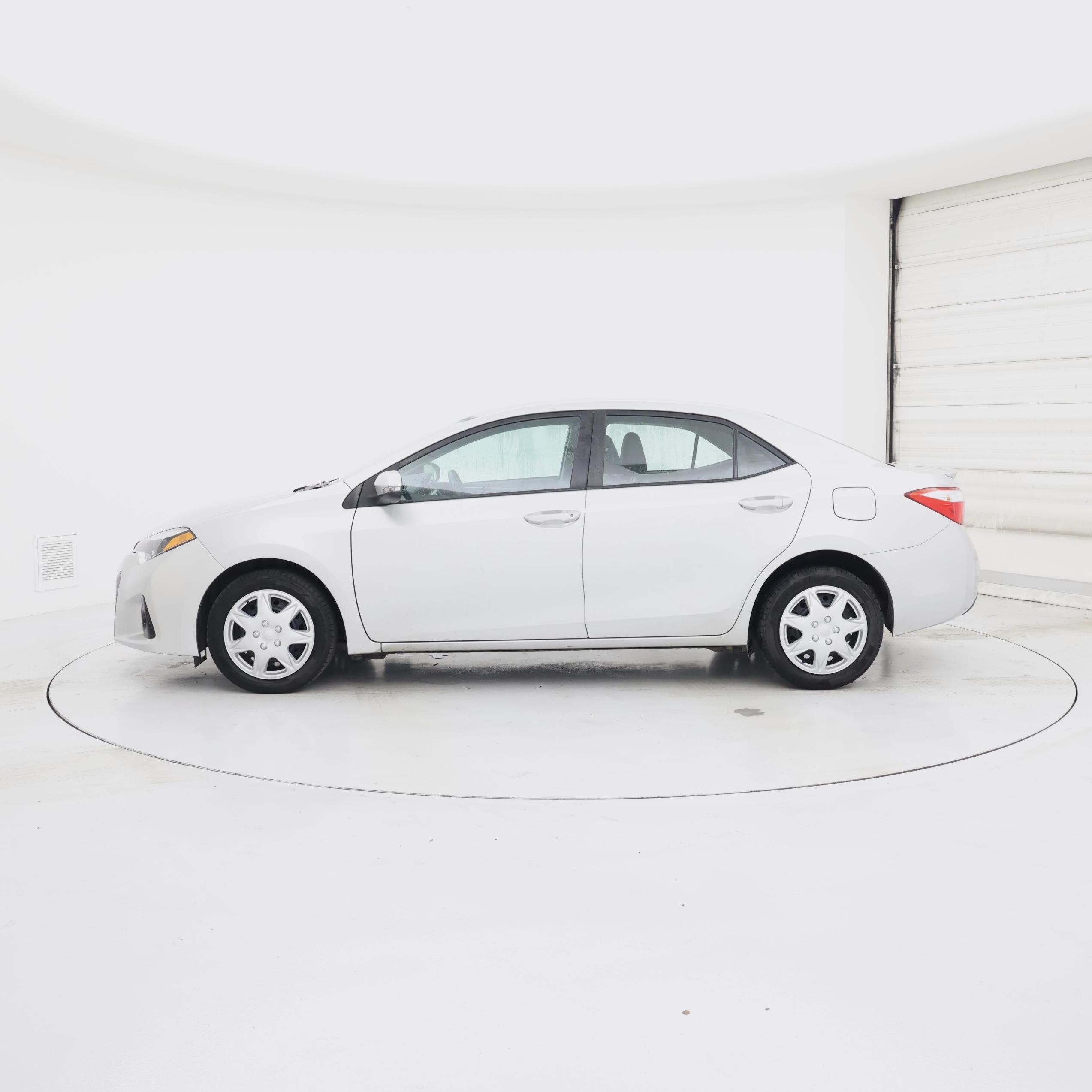 Thumbnail: 2016 Toyota Corolla - 3