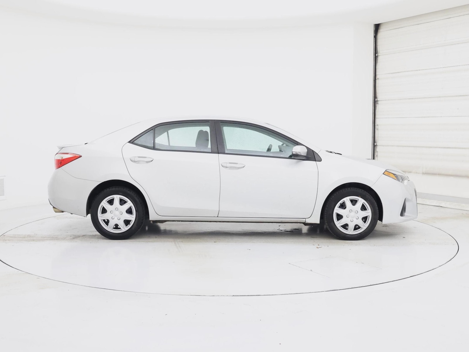 2016 Toyota Corolla S - Photo 8