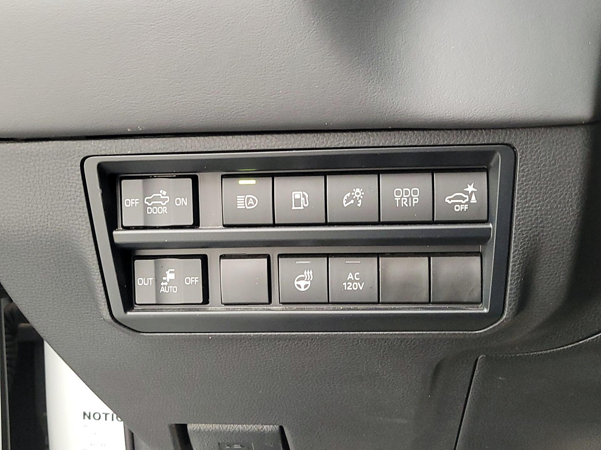 Thumbnail: 2023 Toyota Tundra - 13