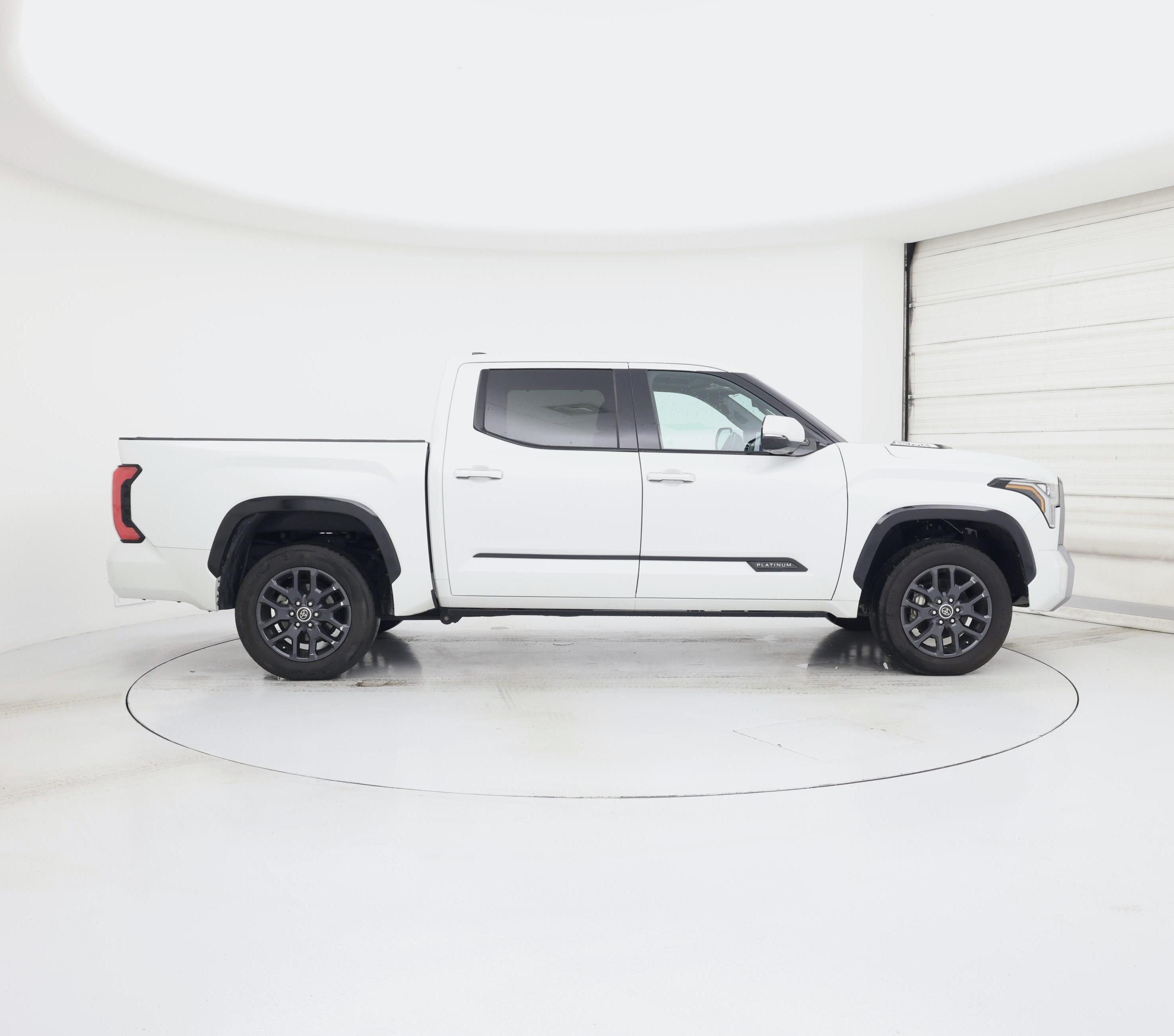 Thumbnail: 2023 Toyota Tundra - 7