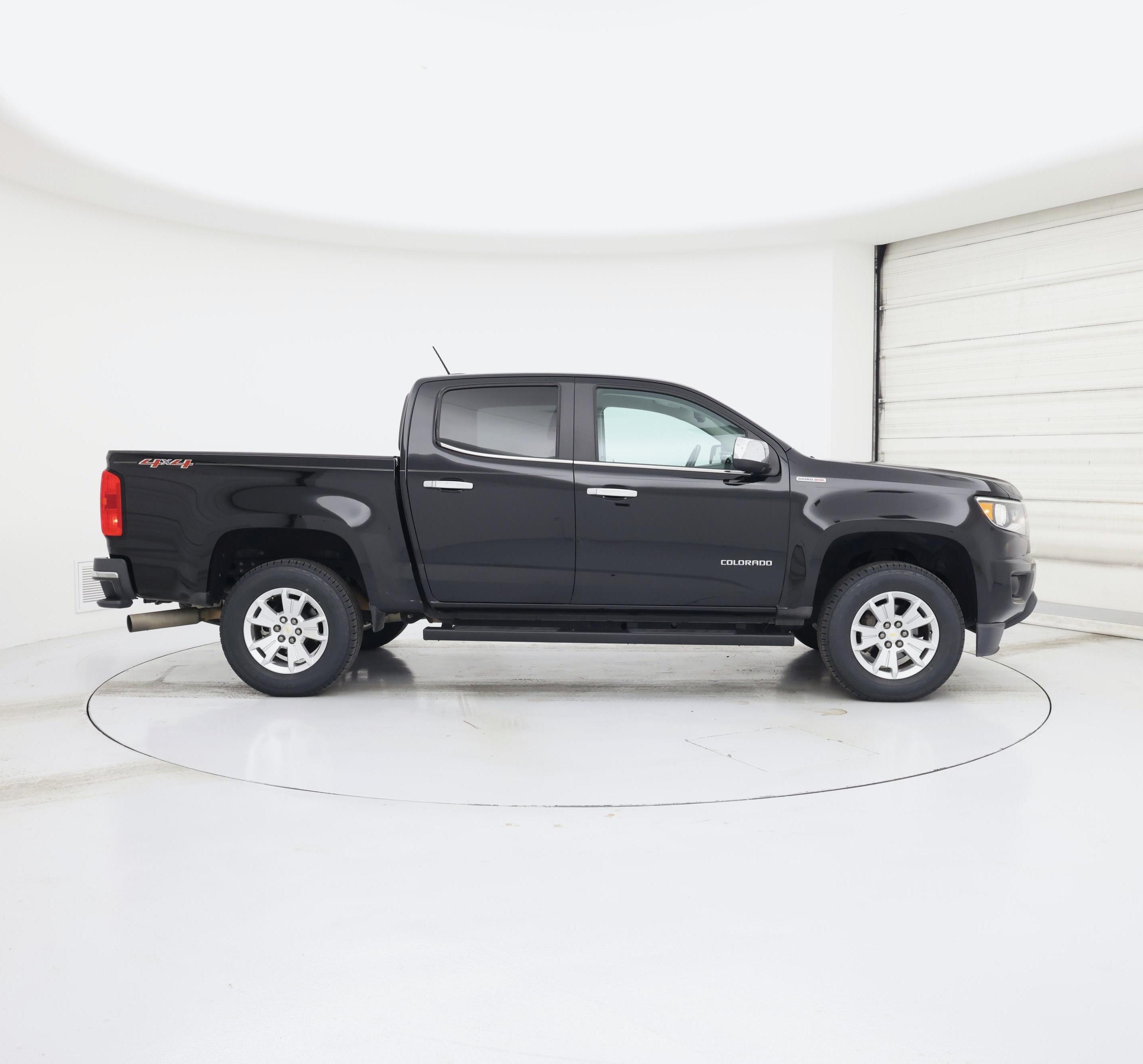 Thumbnail: 2017 Chevrolet Colorado - 7