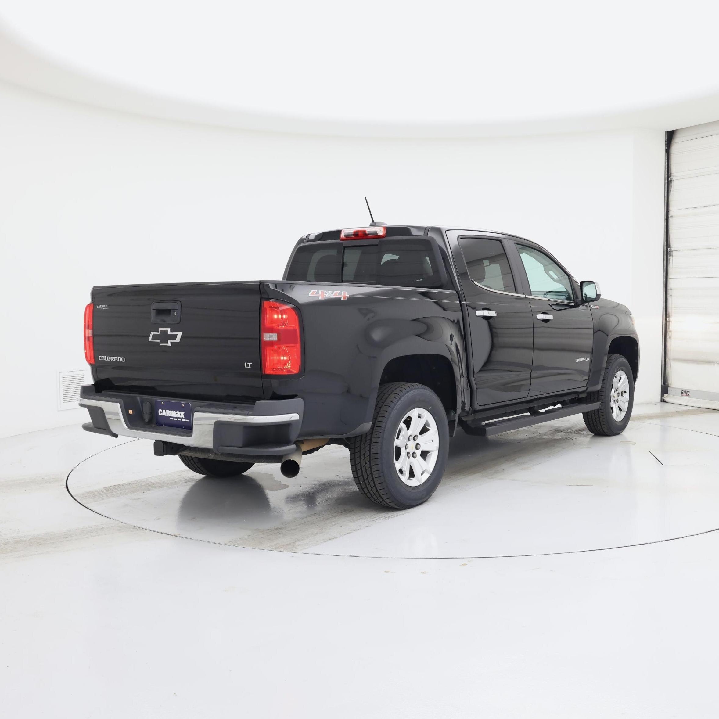 Thumbnail: 2017 Chevrolet Colorado - 8