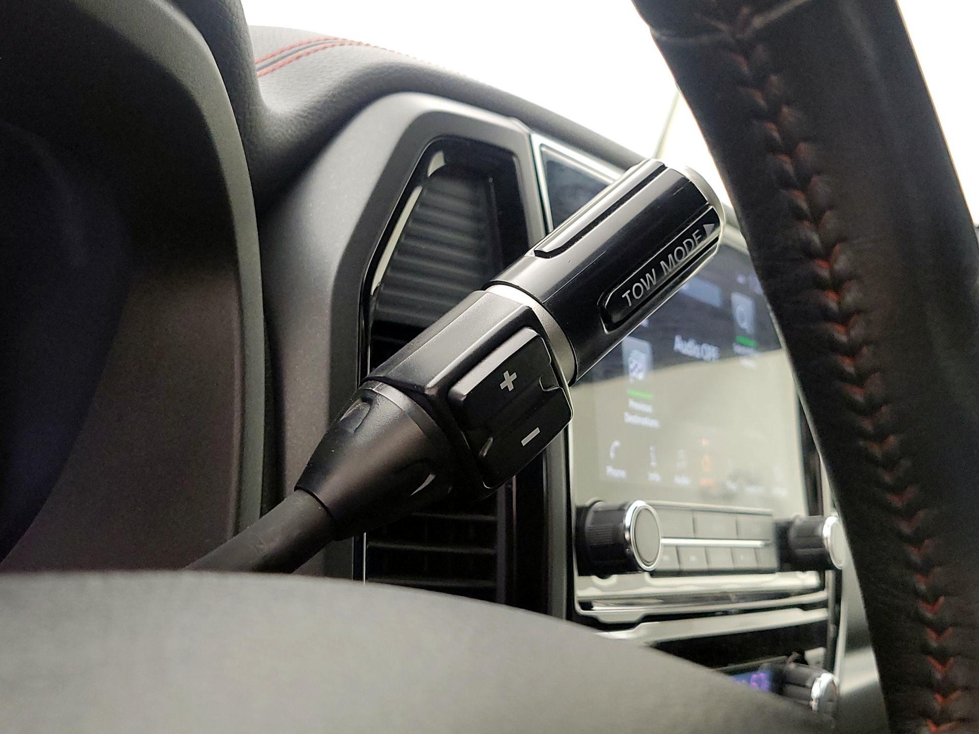 Thumbnail: 2021 Nissan Titan - 17