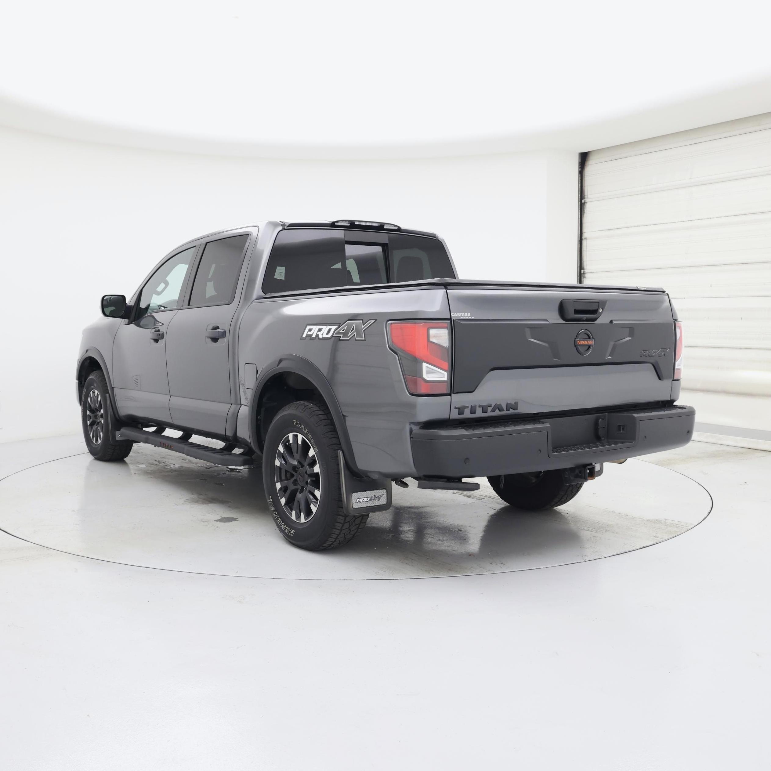 Thumbnail: 2021 Nissan Titan - 2