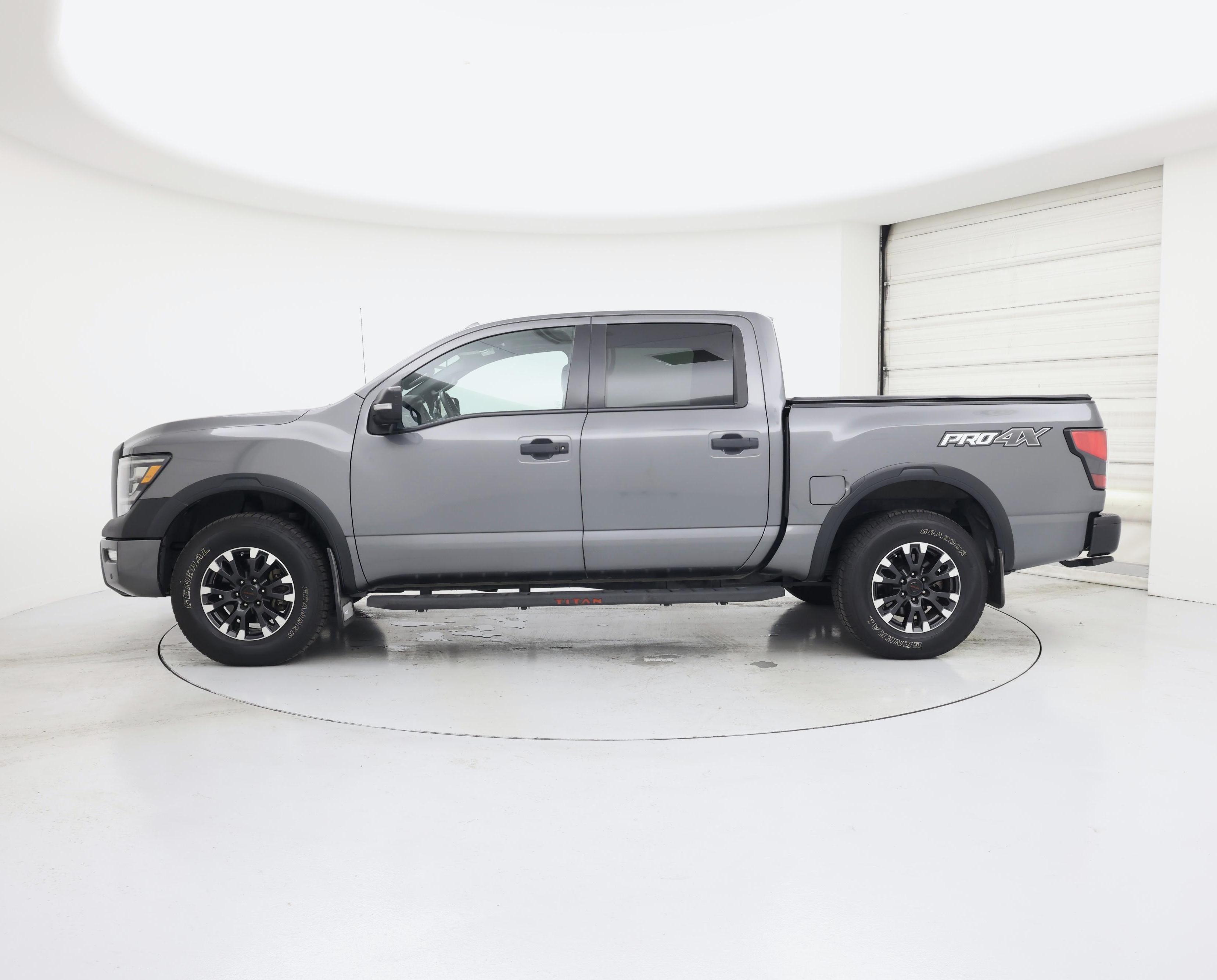 Thumbnail: 2021 Nissan Titan - 3