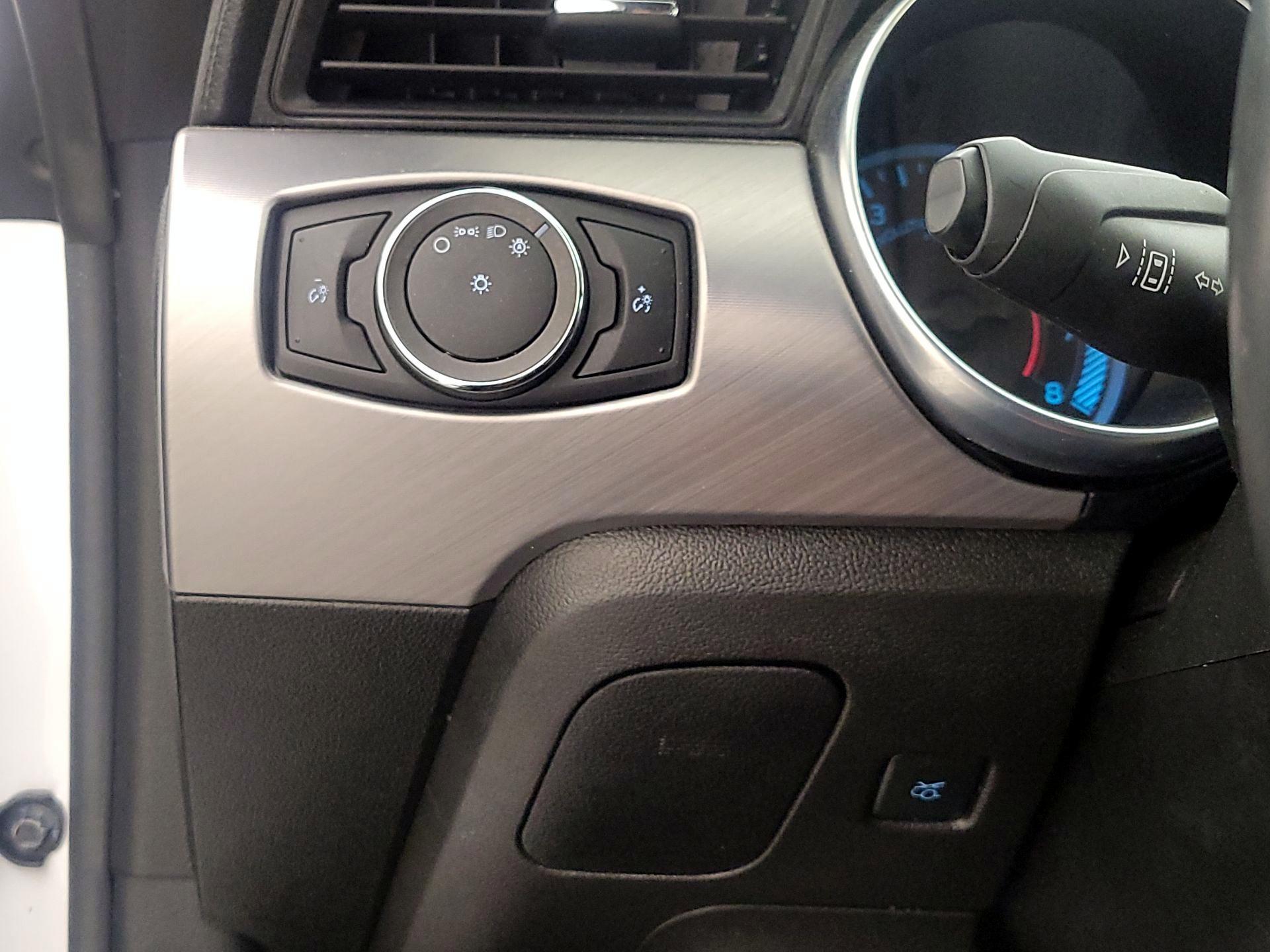 Thumbnail: 2022 Ford Mustang - 13