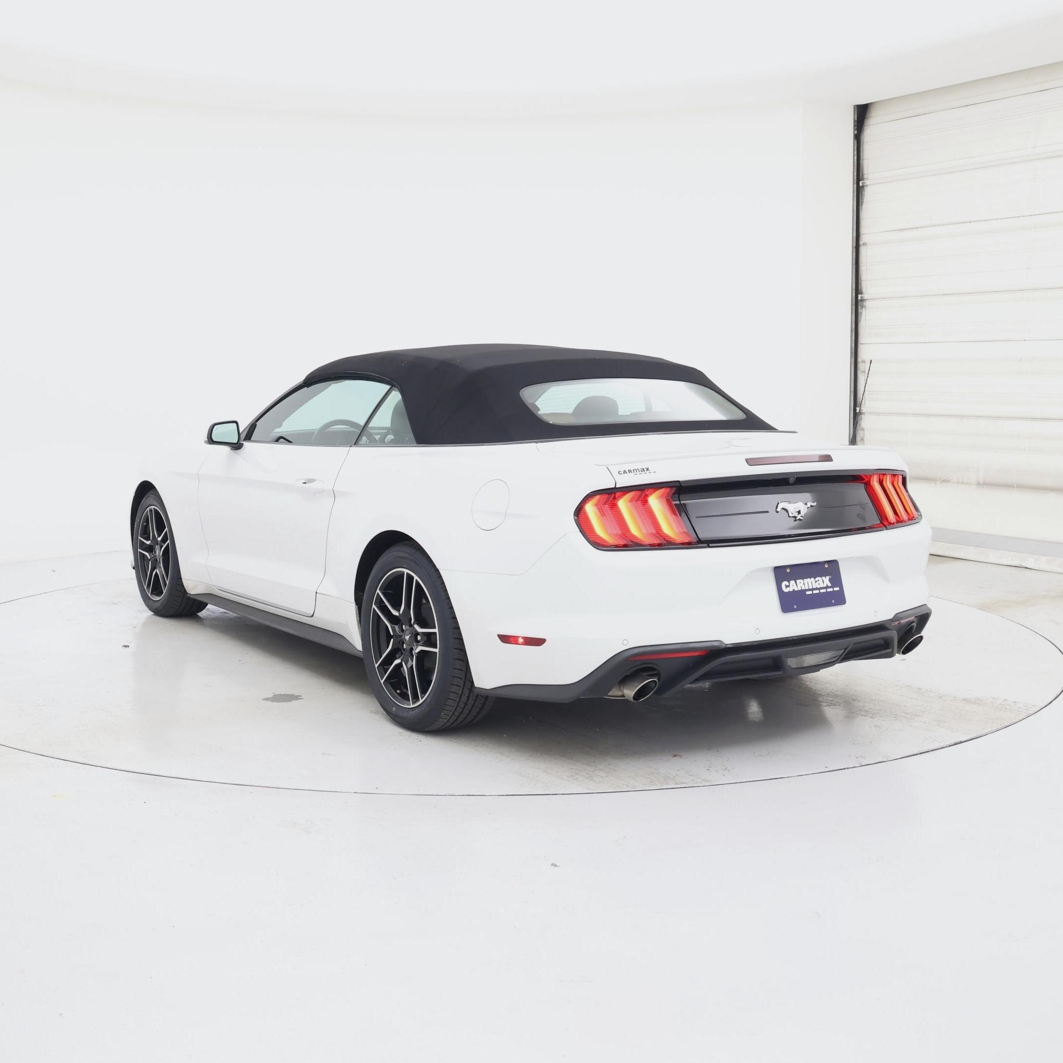 Thumbnail: 2022 Ford Mustang - 2