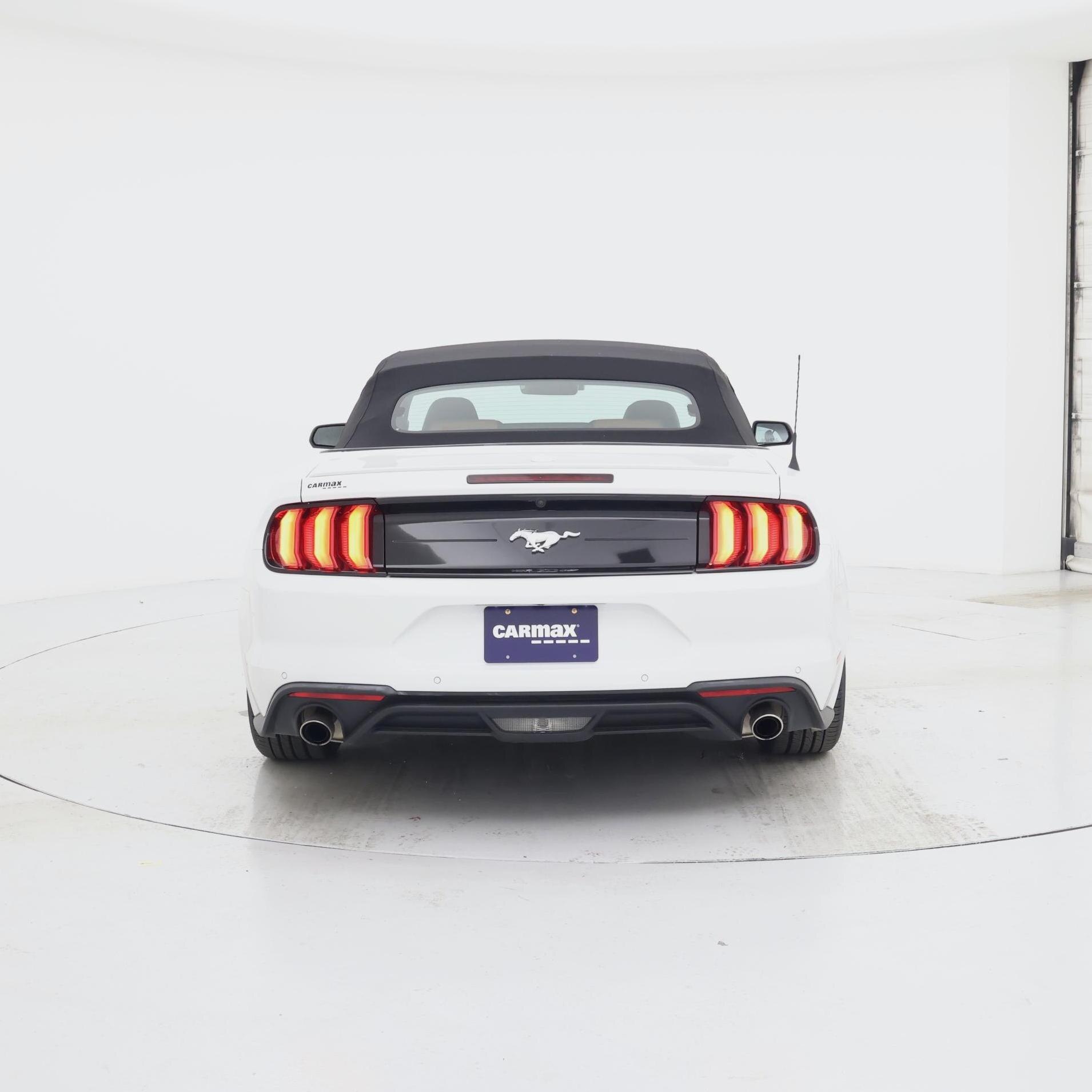 Thumbnail: 2022 Ford Mustang - 6
