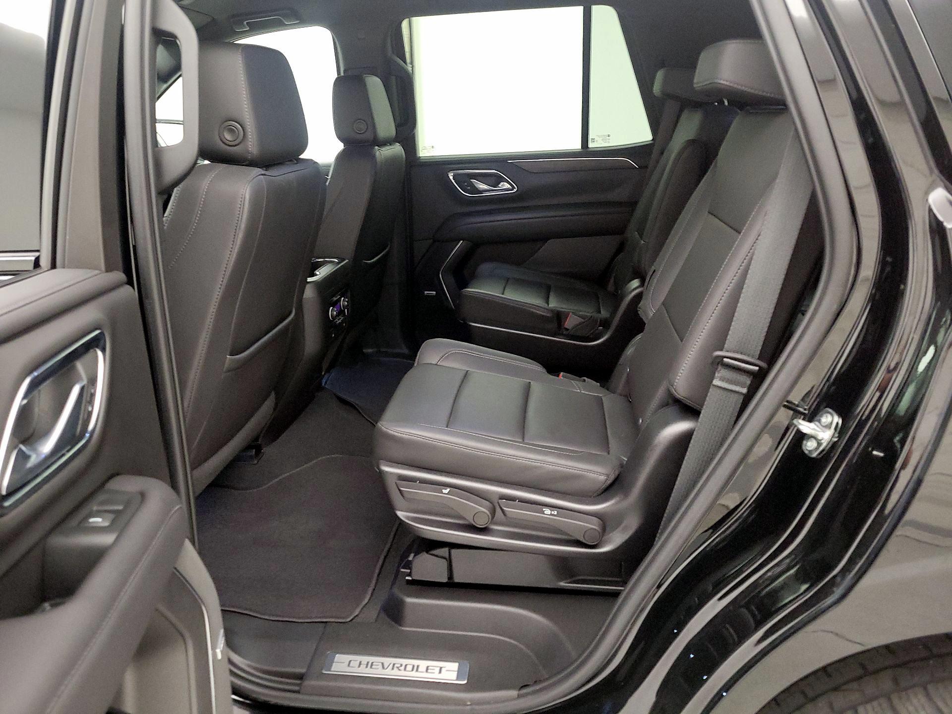 Thumbnail: 2023 Chevrolet Tahoe - 16