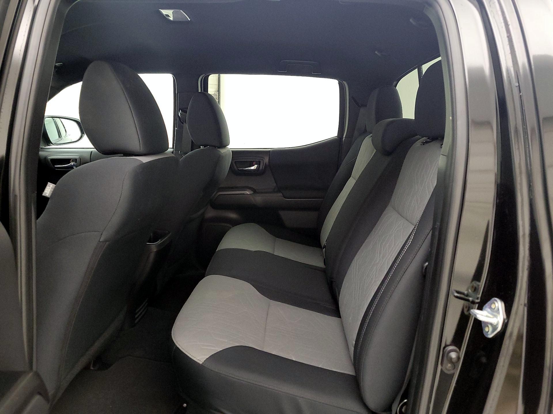 Thumbnail: 2023 Toyota Tacoma - 19