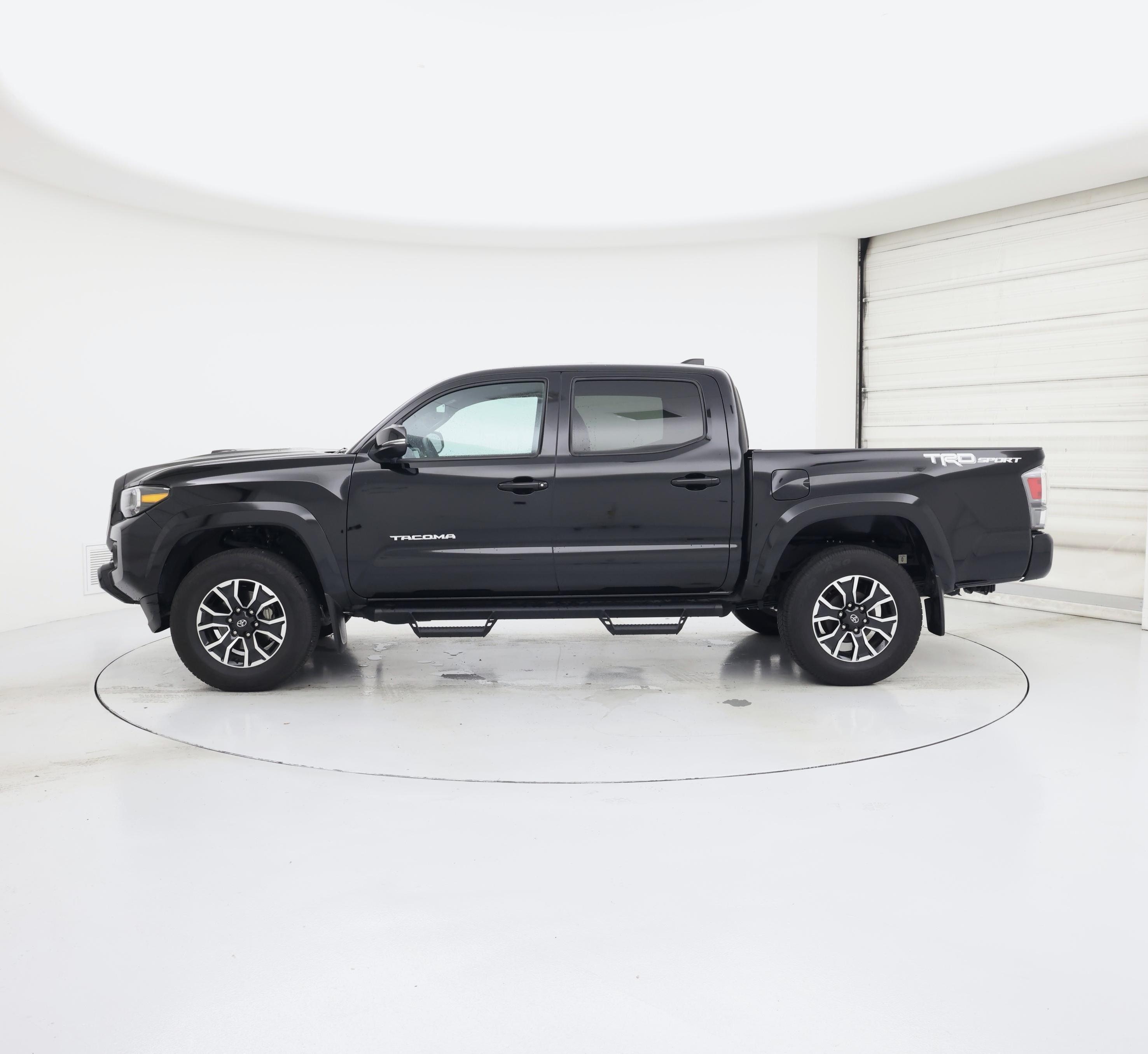 Thumbnail: 2023 Toyota Tacoma - 3