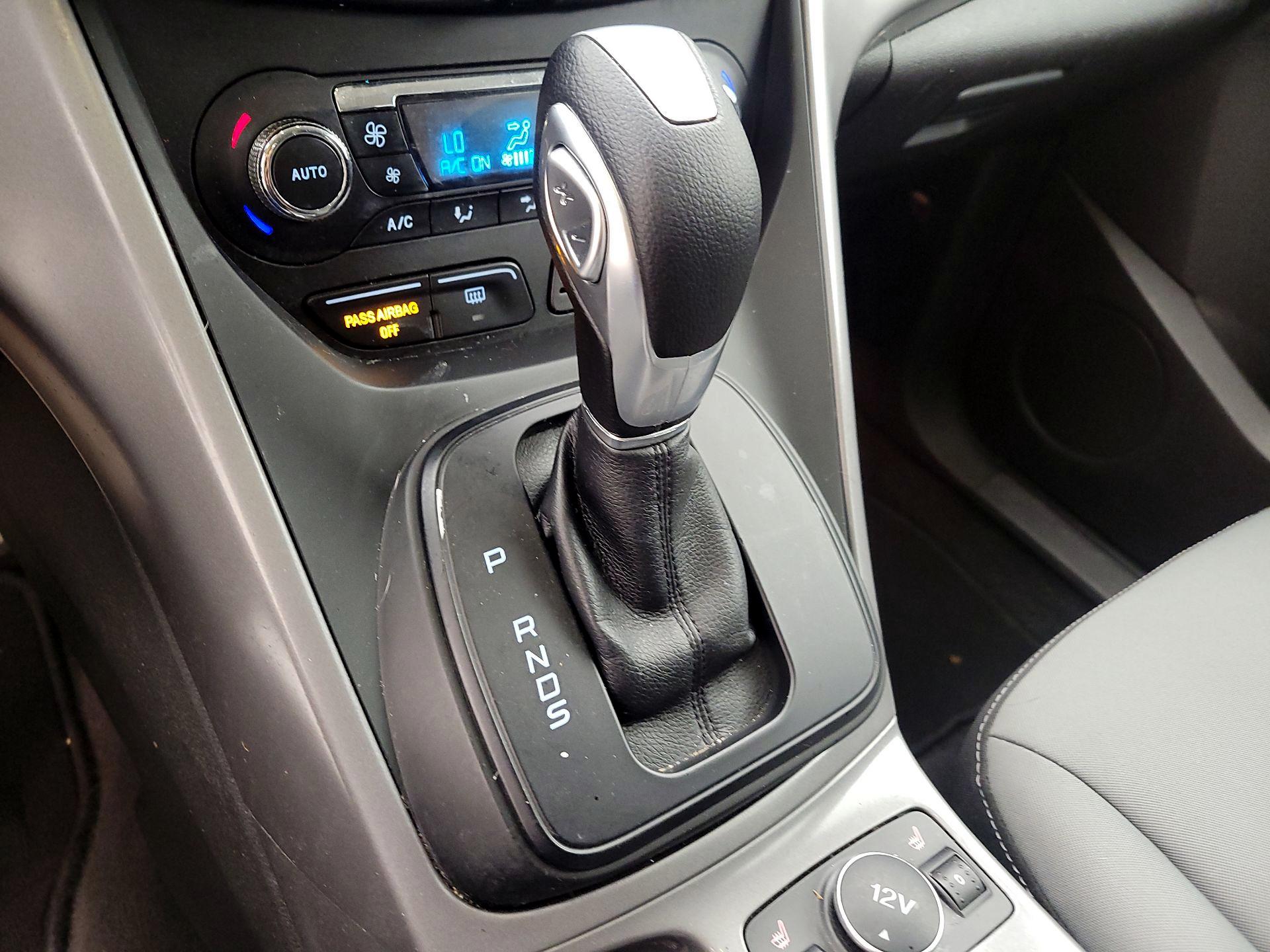 Thumbnail: 2016 Ford Escape - 18