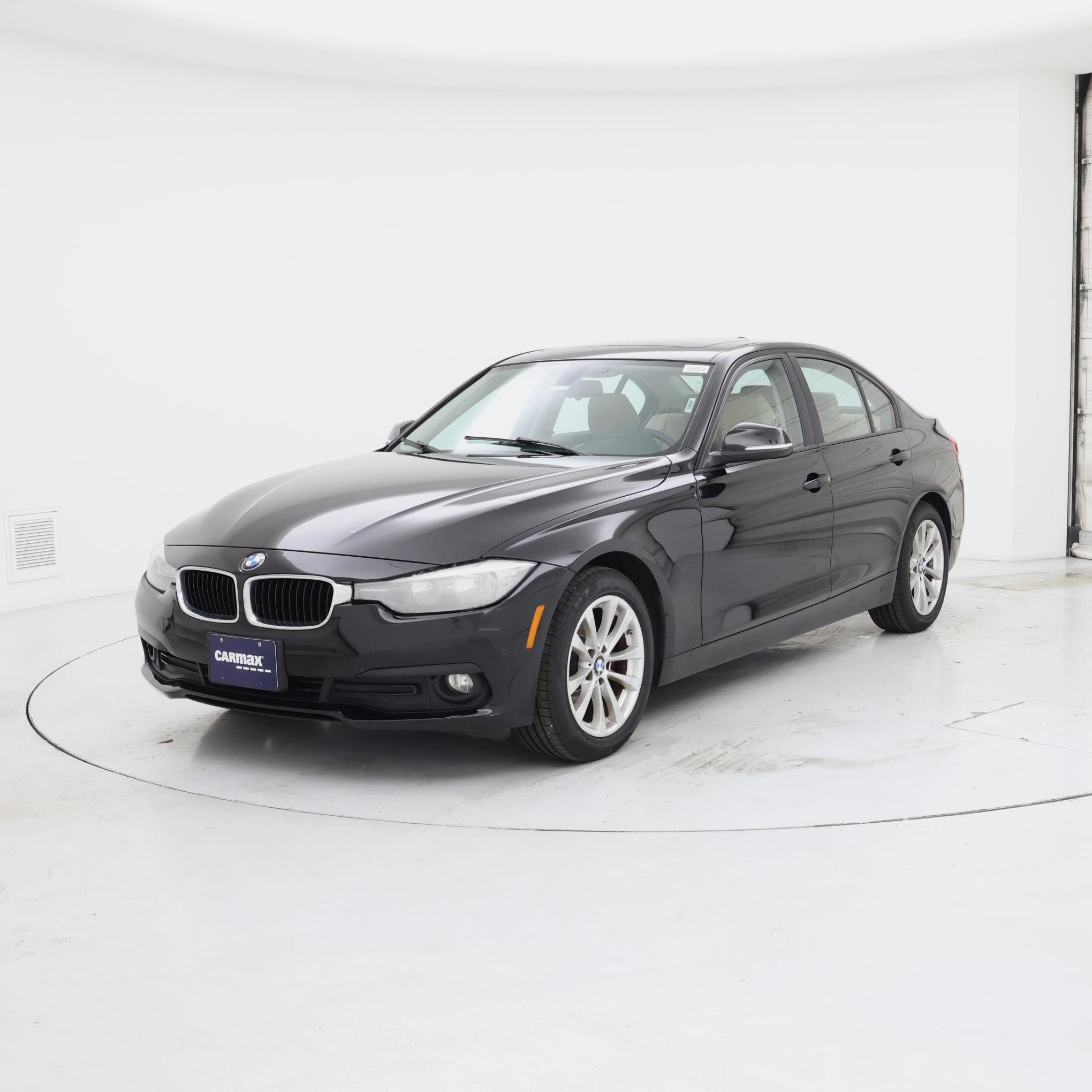 Thumbnail: 2017 BMW 3 Series - 4