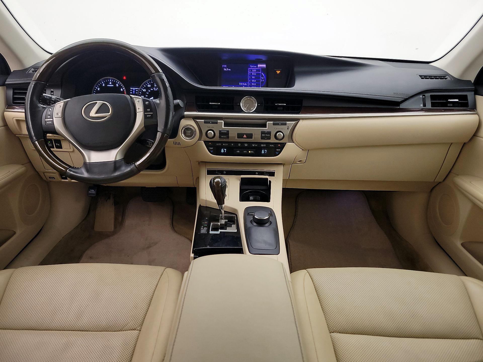 Thumbnail: 2014 Lexus ES - 9