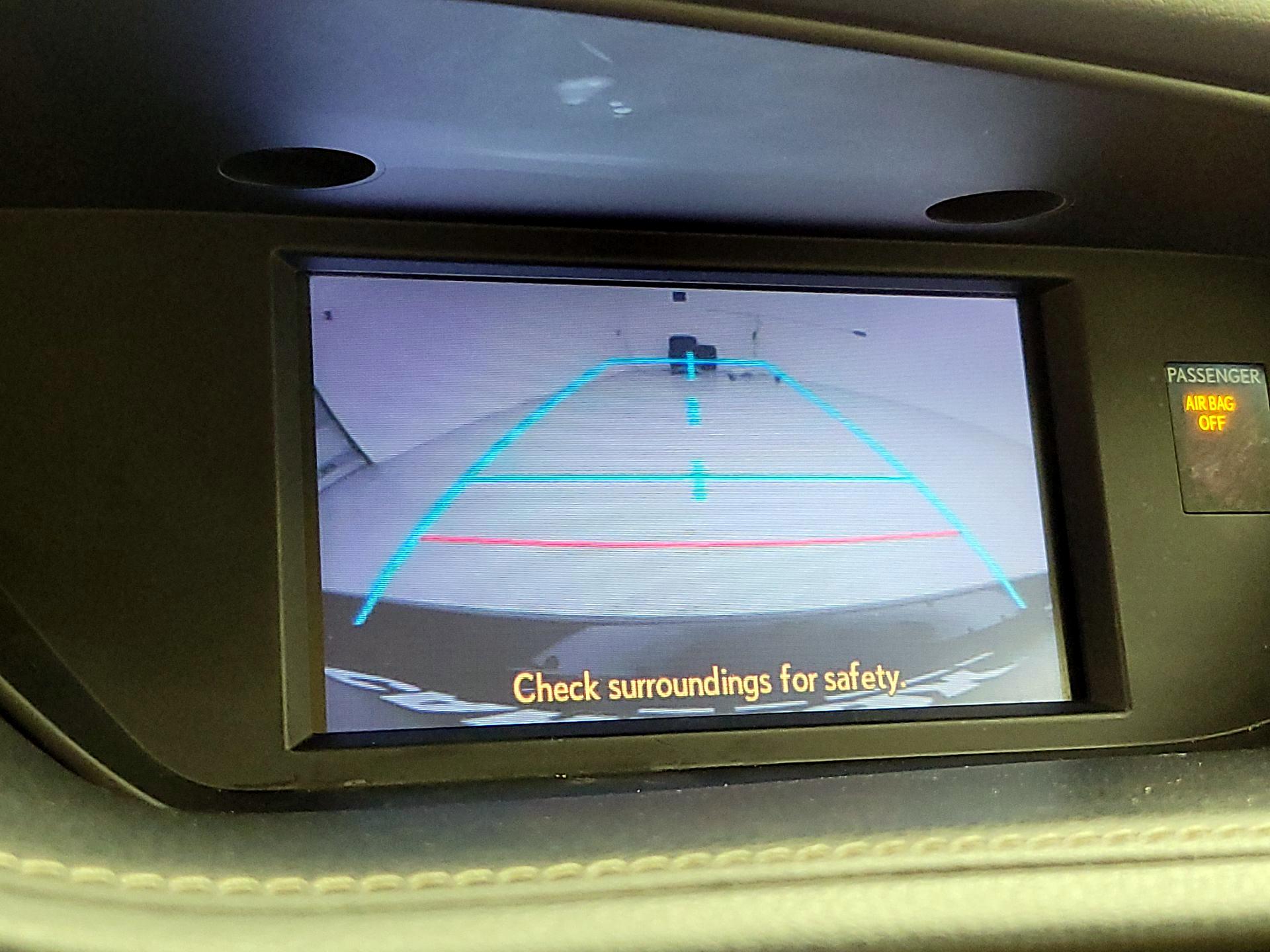Thumbnail: 2014 Lexus ES - 14