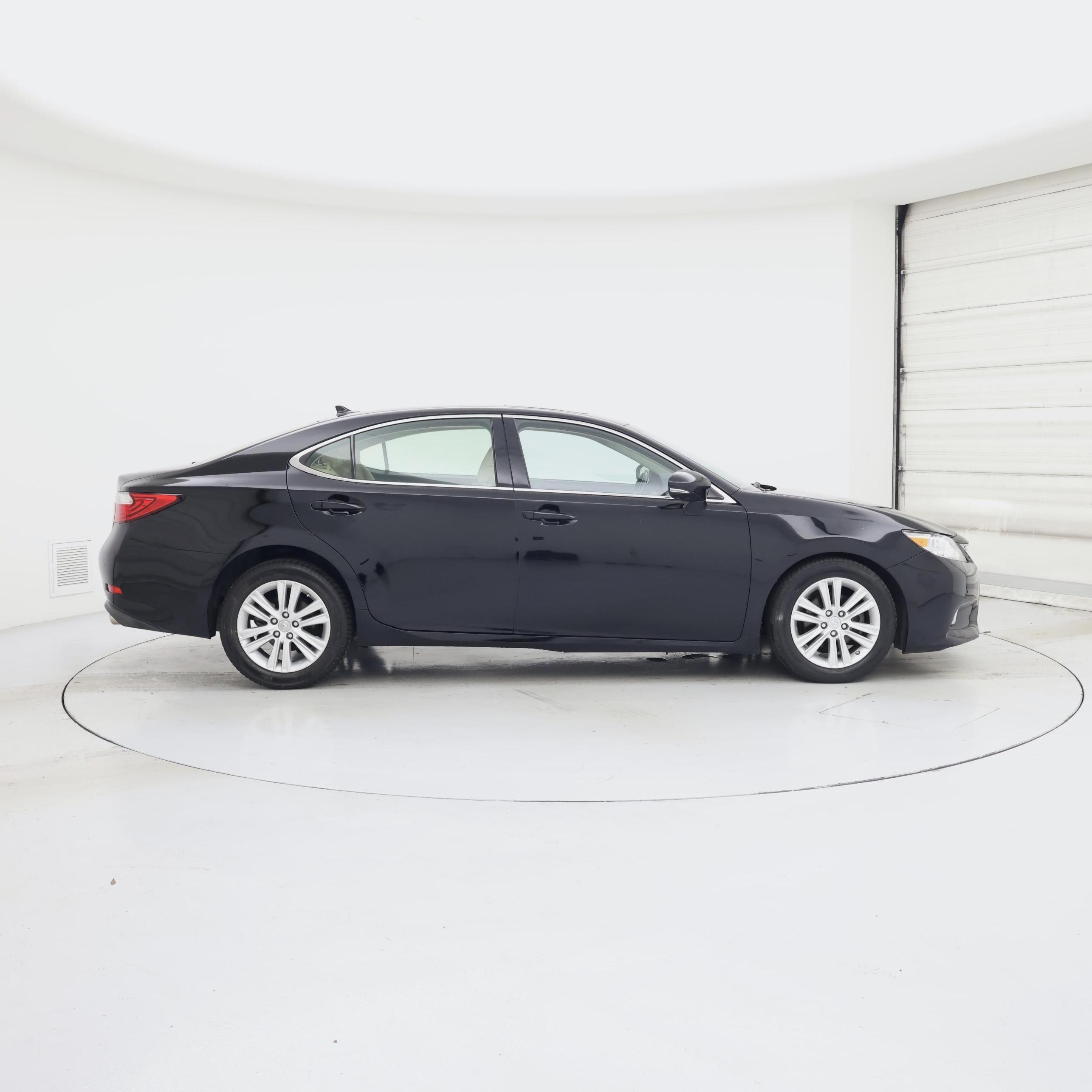 Thumbnail: 2014 Lexus ES - 7