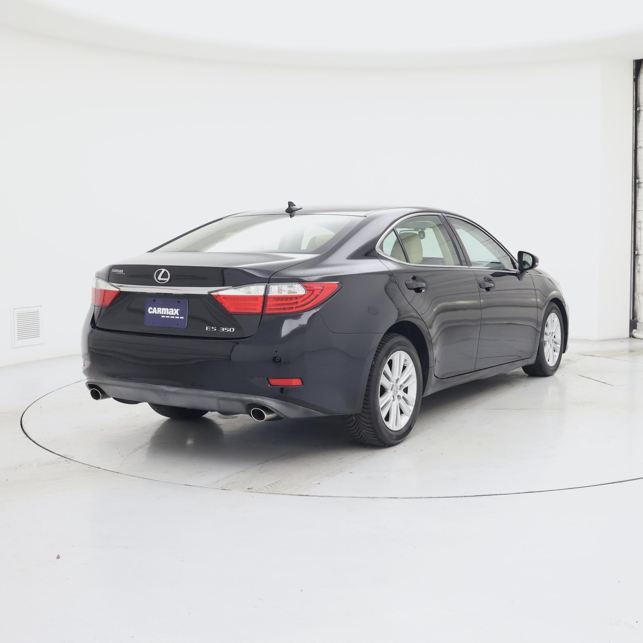 Thumbnail: 2014 Lexus ES - 8