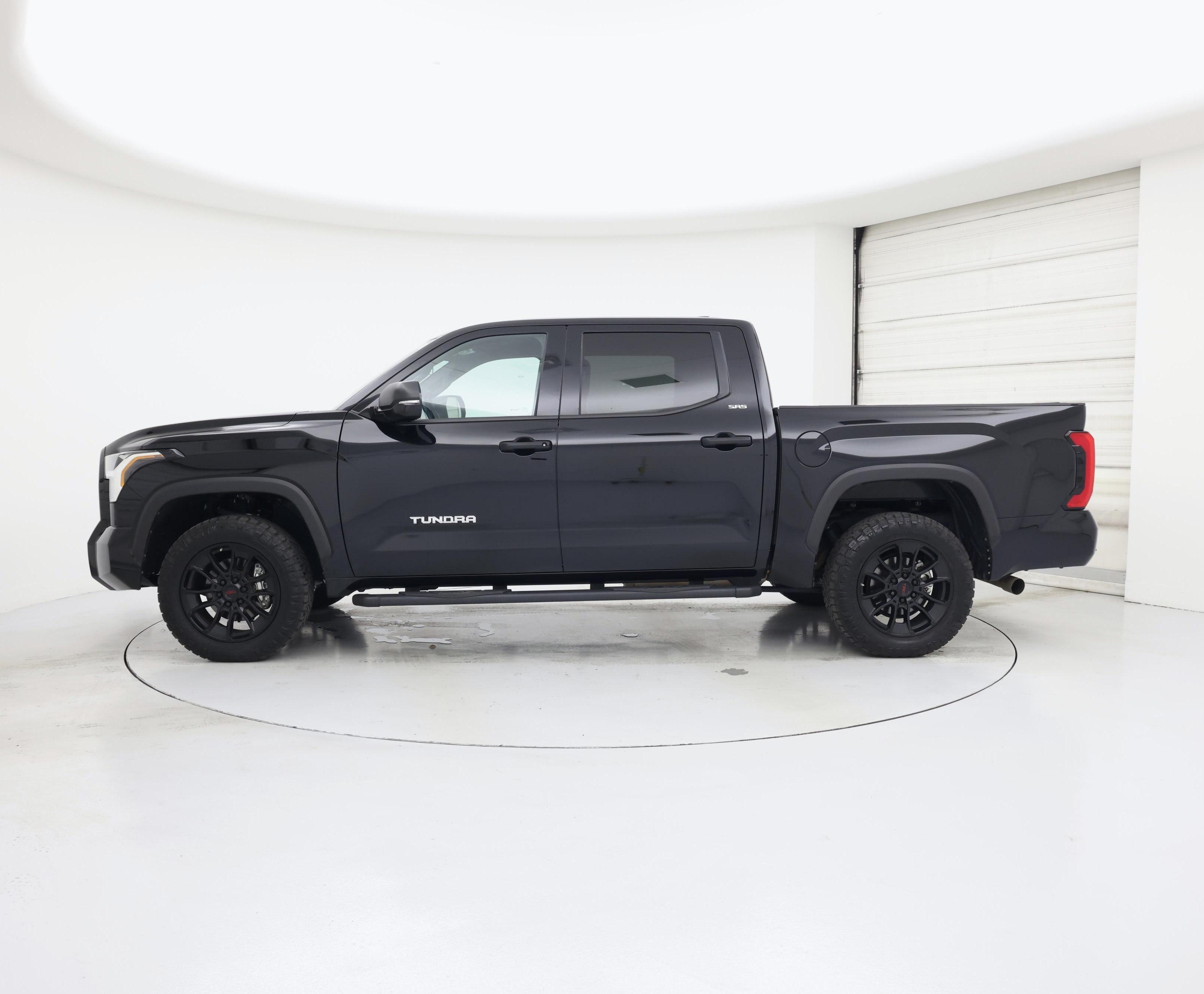 Thumbnail: 2025 Toyota Tundra - 3
