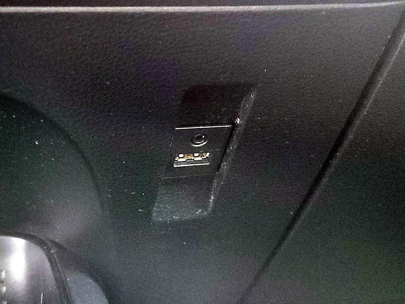 2020 Toyota Corolla LE - Photo 19