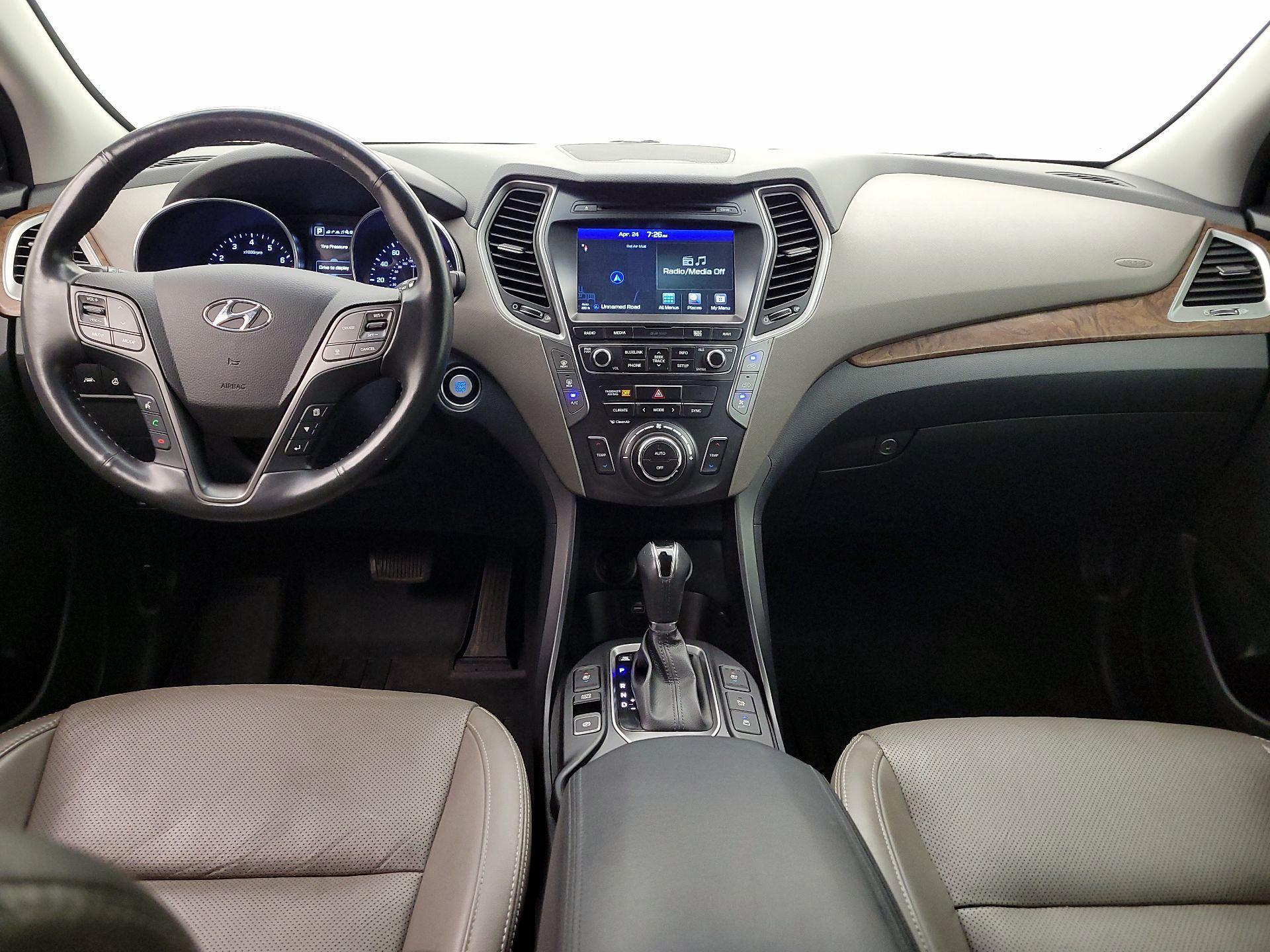 Thumbnail: 2017 Hyundai Santa Fe - 9