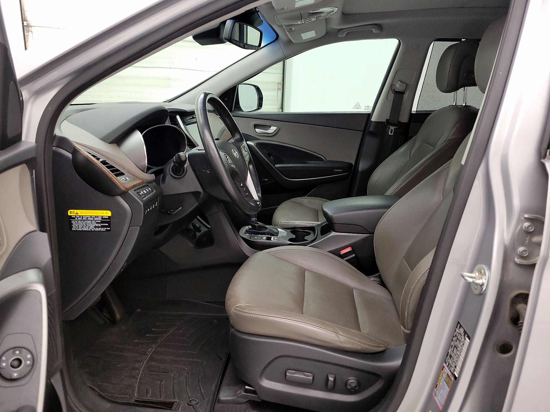 Thumbnail: 2017 Hyundai Santa Fe - 11