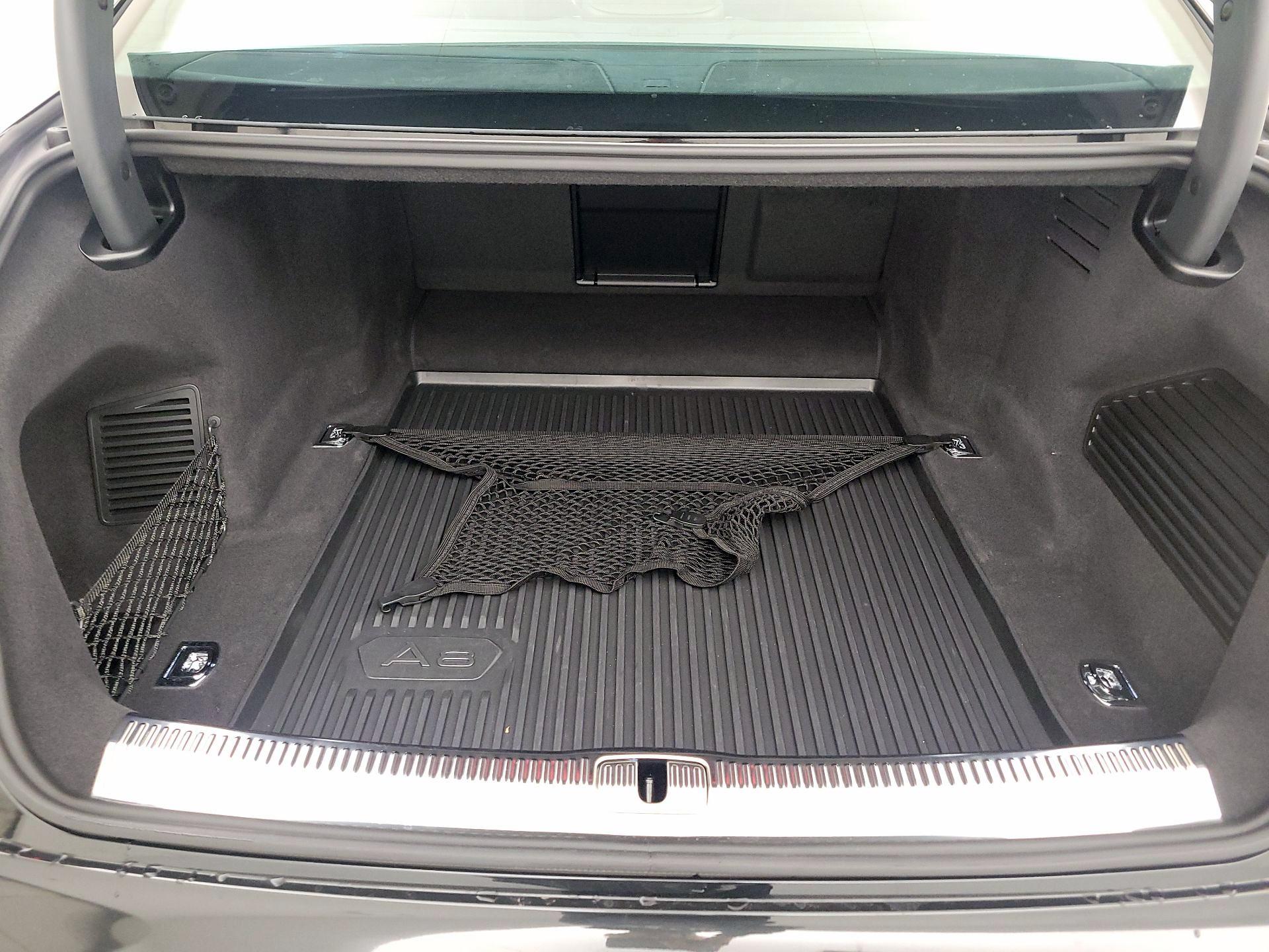 Thumbnail: 2021 Audi A8 - 20