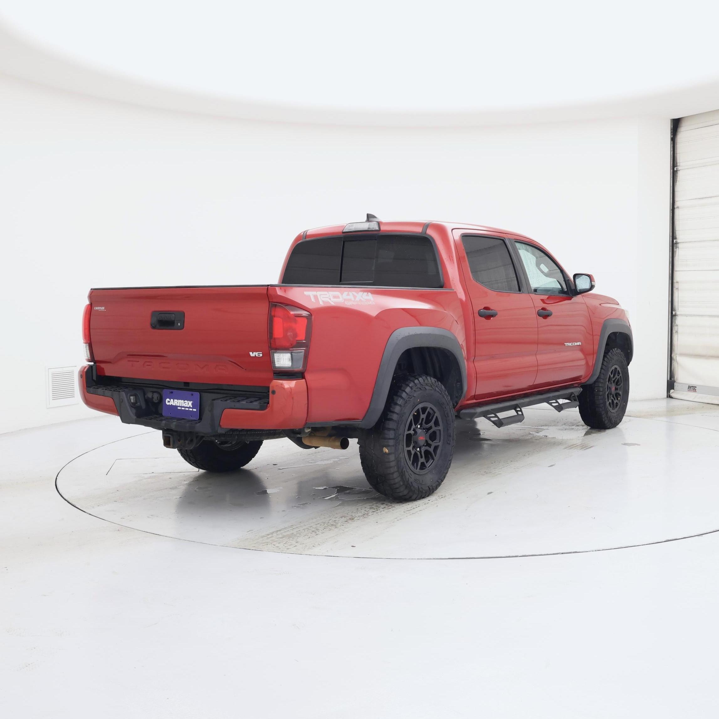 Thumbnail: 2019 Toyota Tacoma - 8