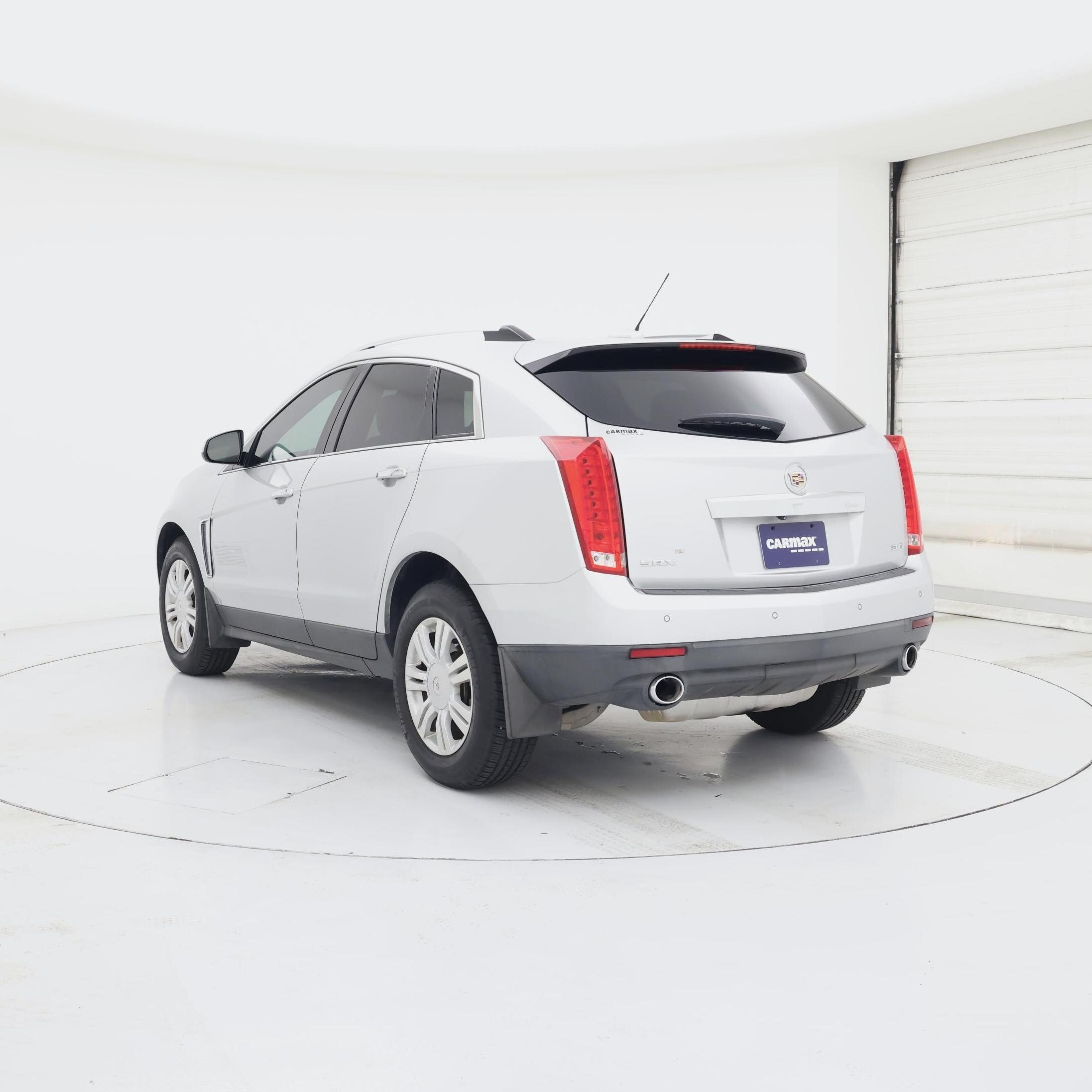 Thumbnail: 2016 Cadillac SRX - 2