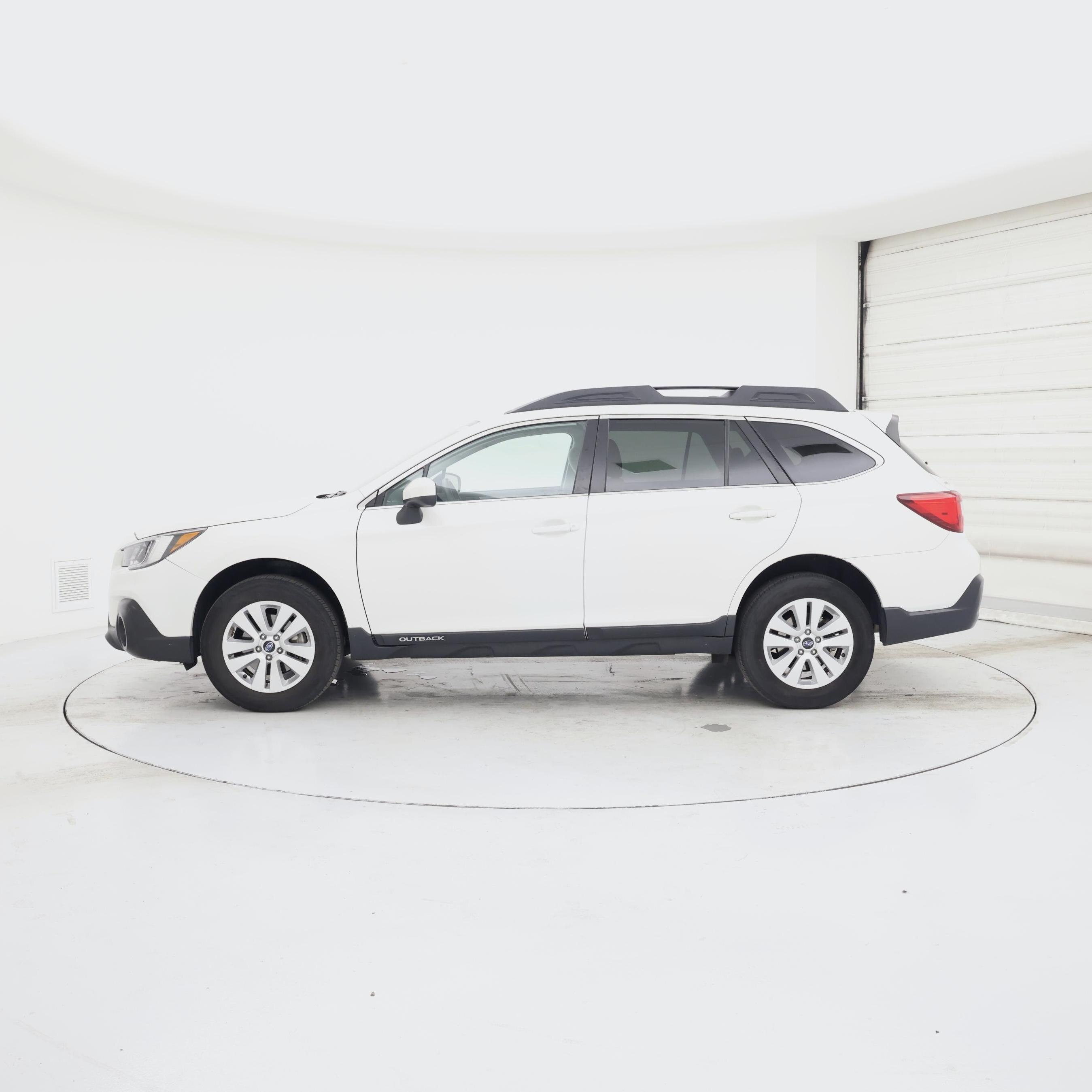 Thumbnail: 2019 Subaru Outback - 3