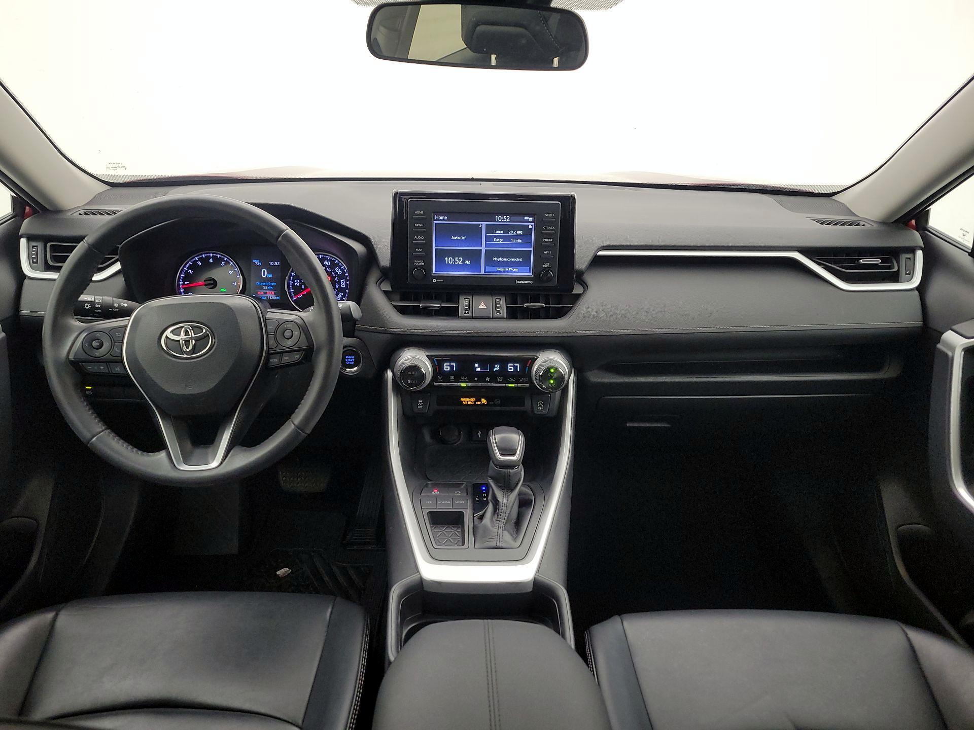 Thumbnail: 2020 Toyota RAV4 - 9