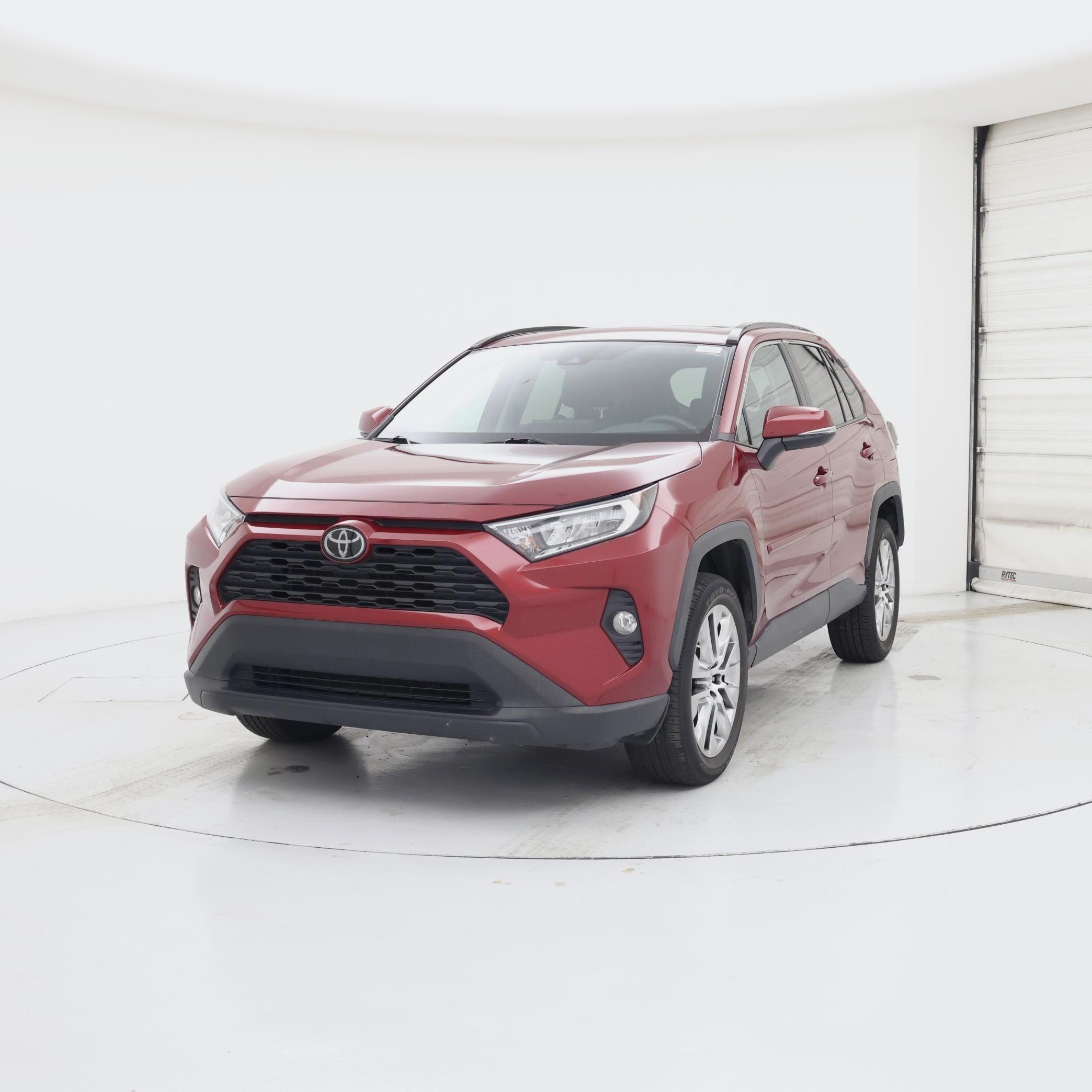 Thumbnail: 2020 Toyota RAV4 - 4