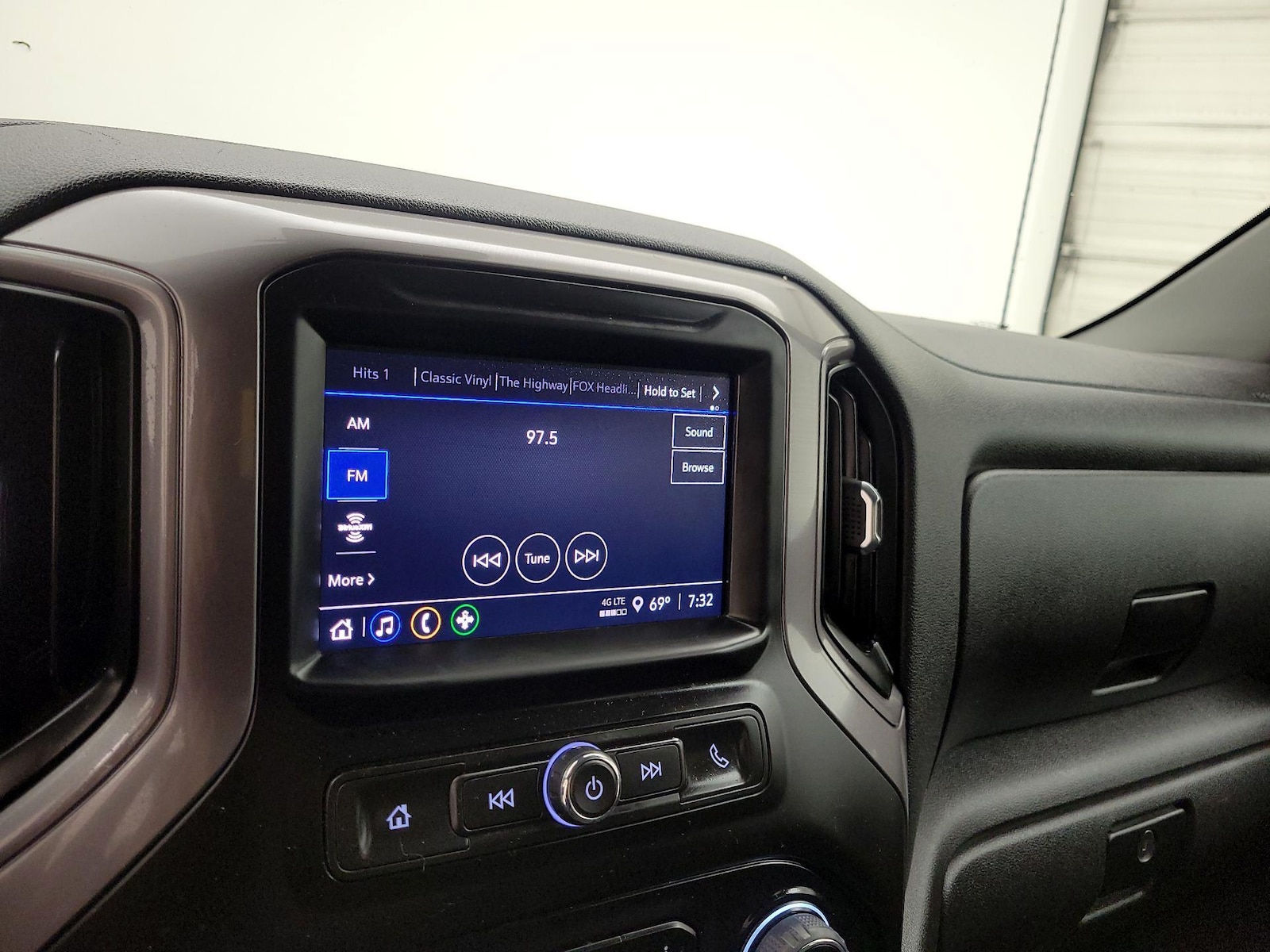 2023 Chevrolet Silverado 1500 Custom - Photo 14