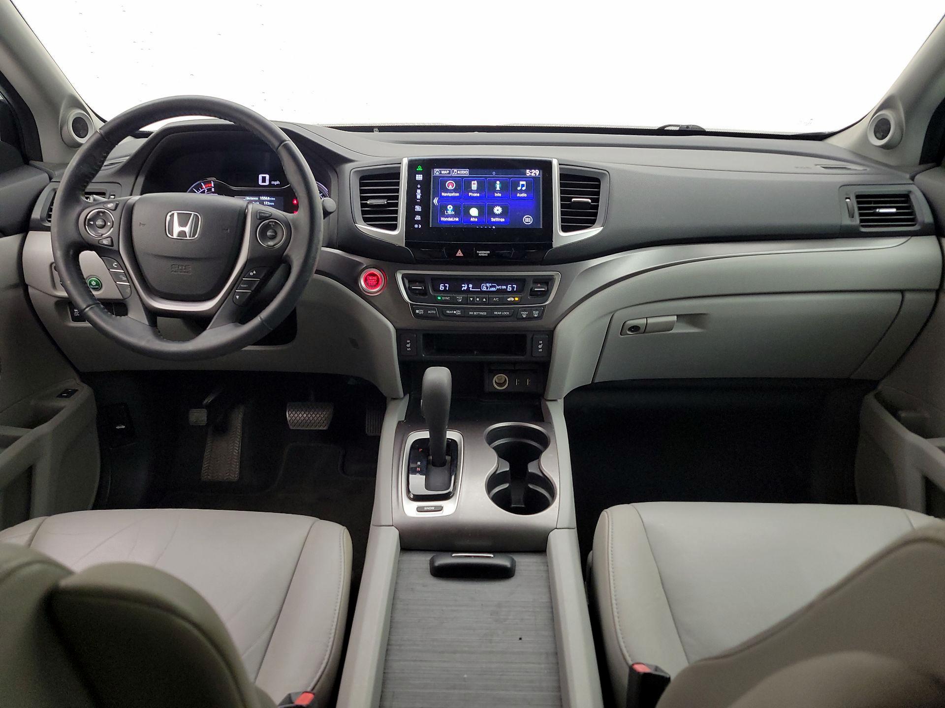 Thumbnail: 2016 Honda Pilot - 9